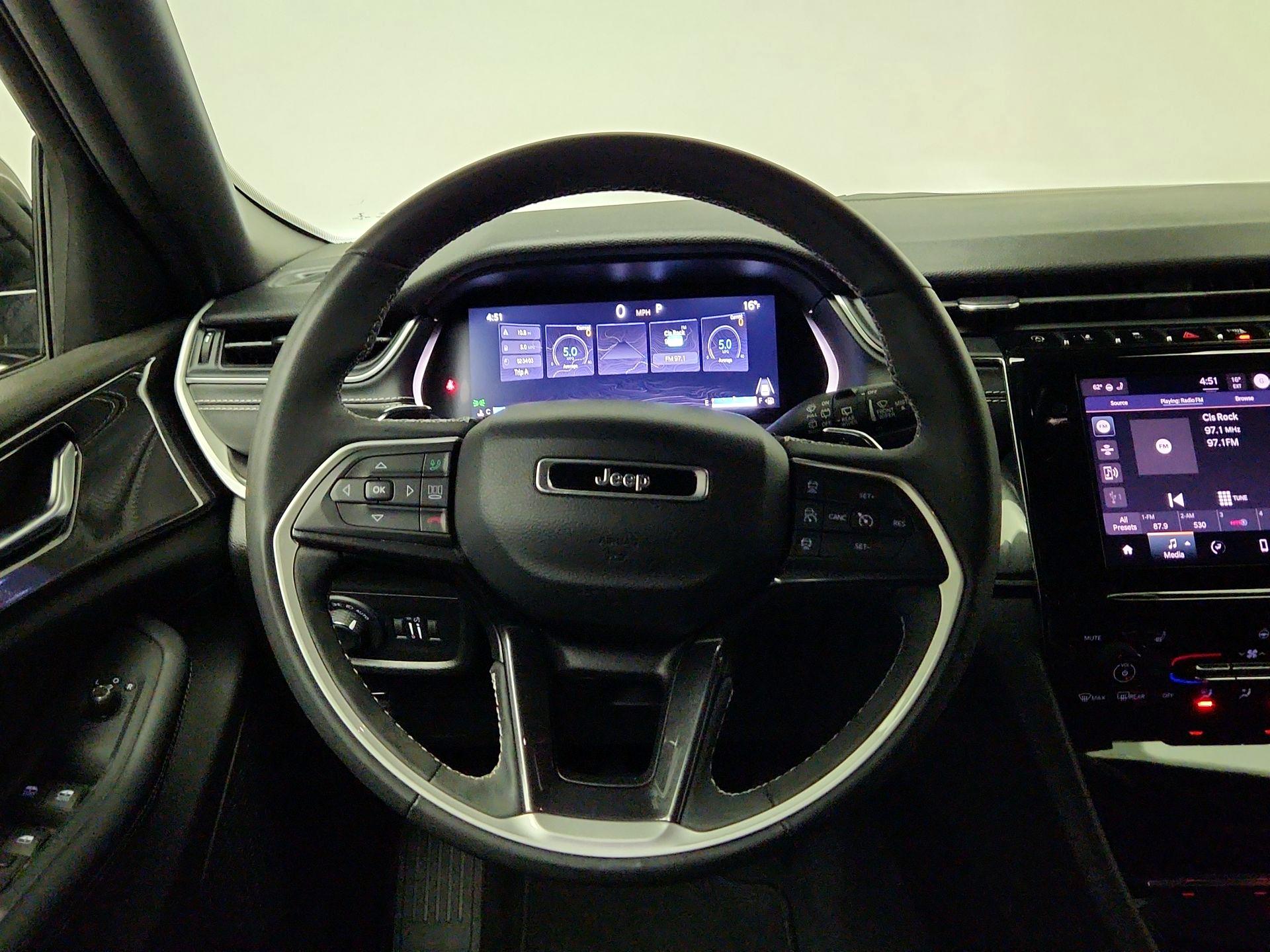 Thumbnail: 2023 Jeep Grand Cherokee L - 10