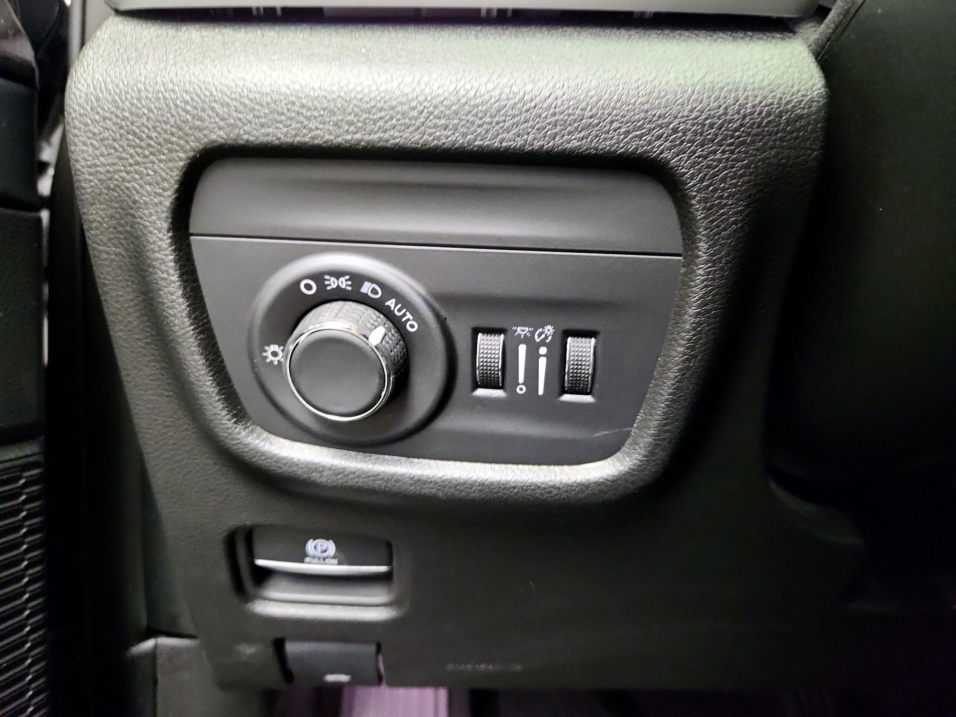 Thumbnail: 2023 Jeep Grand Cherokee L - 13