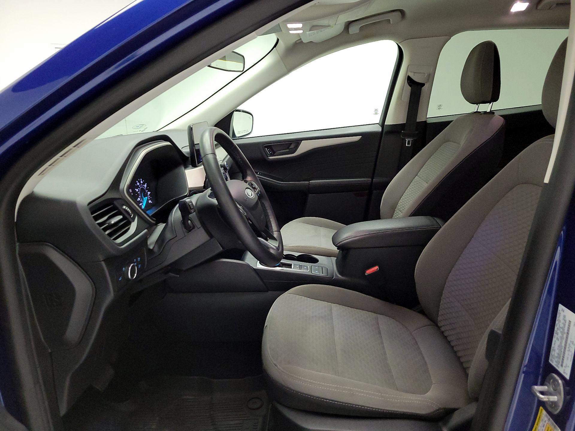 Thumbnail: 2022 Ford Escape - 11