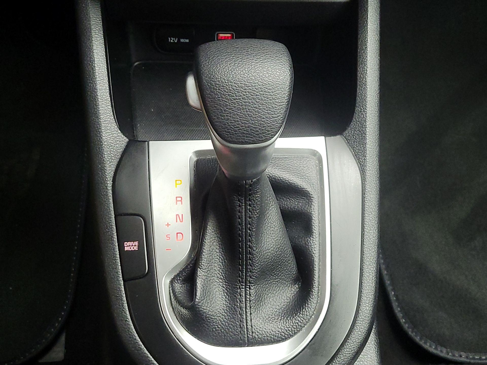 Thumbnail: 2024 Kia Forte - 17