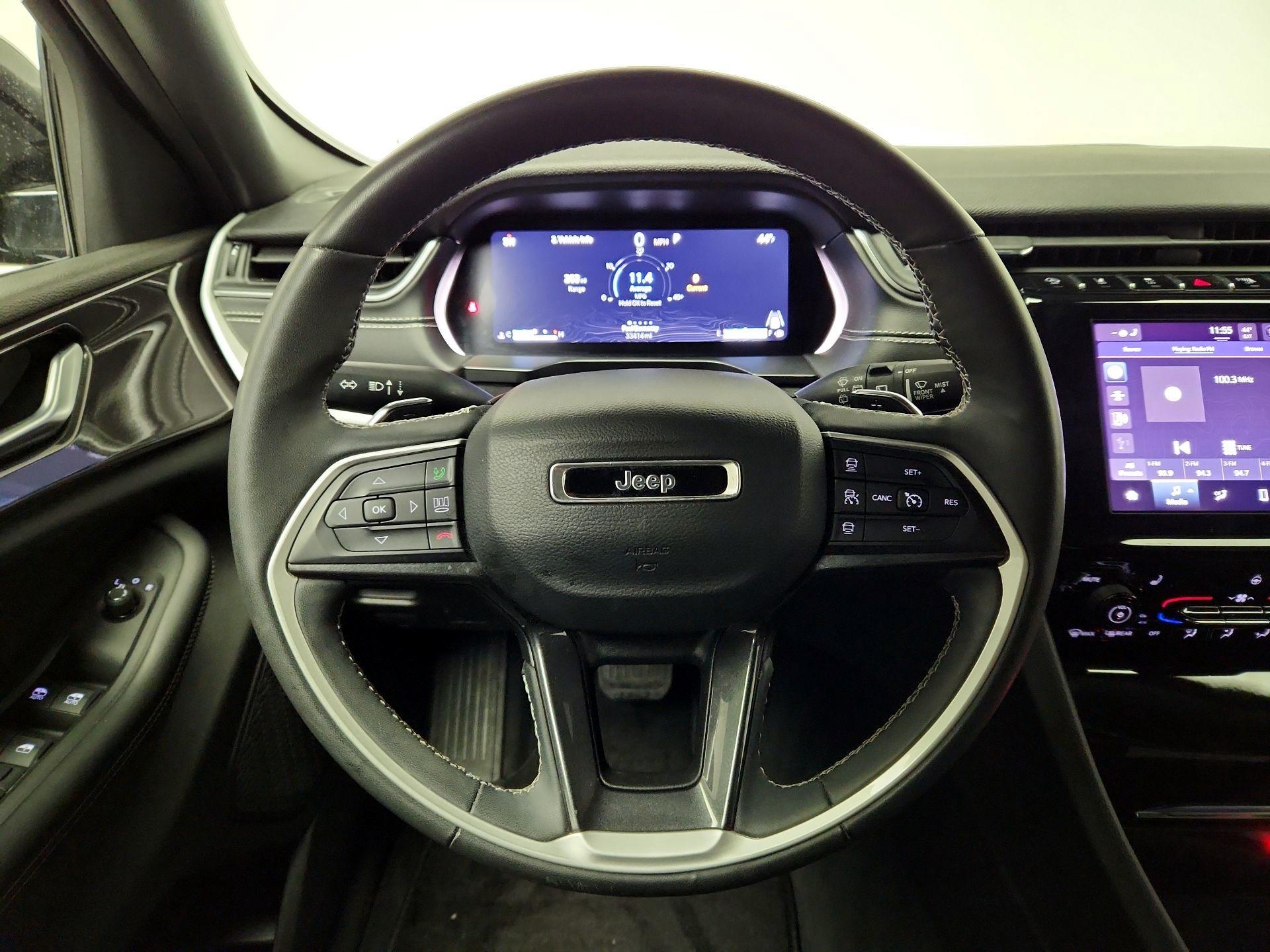 Thumbnail: 2023 Jeep Grand Cherokee - 10