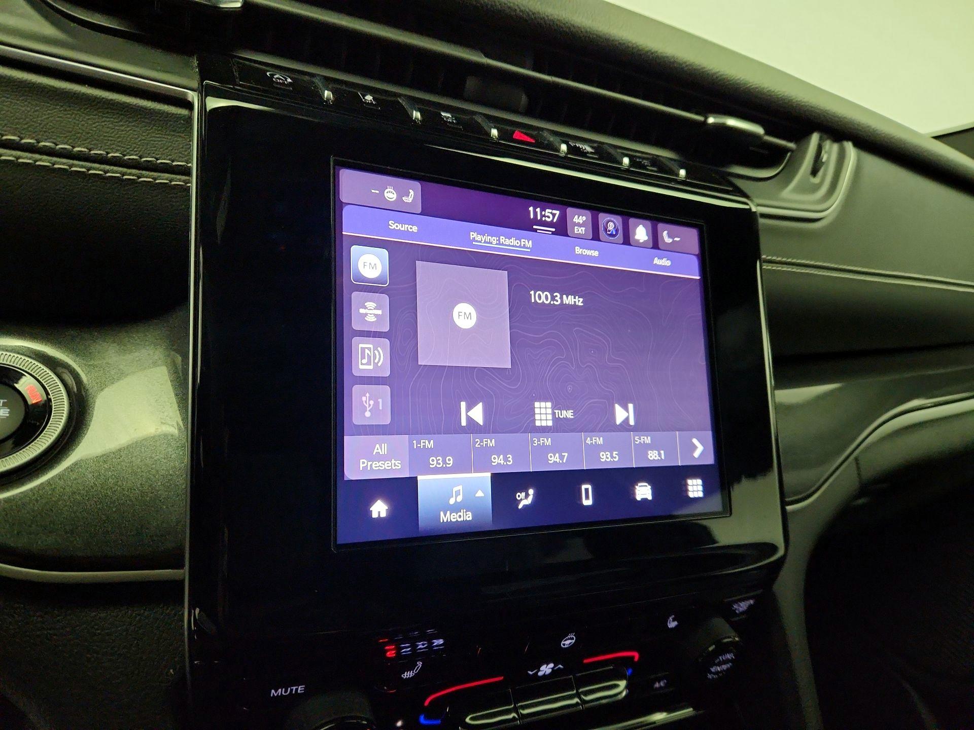 Thumbnail: 2023 Jeep Grand Cherokee - 15