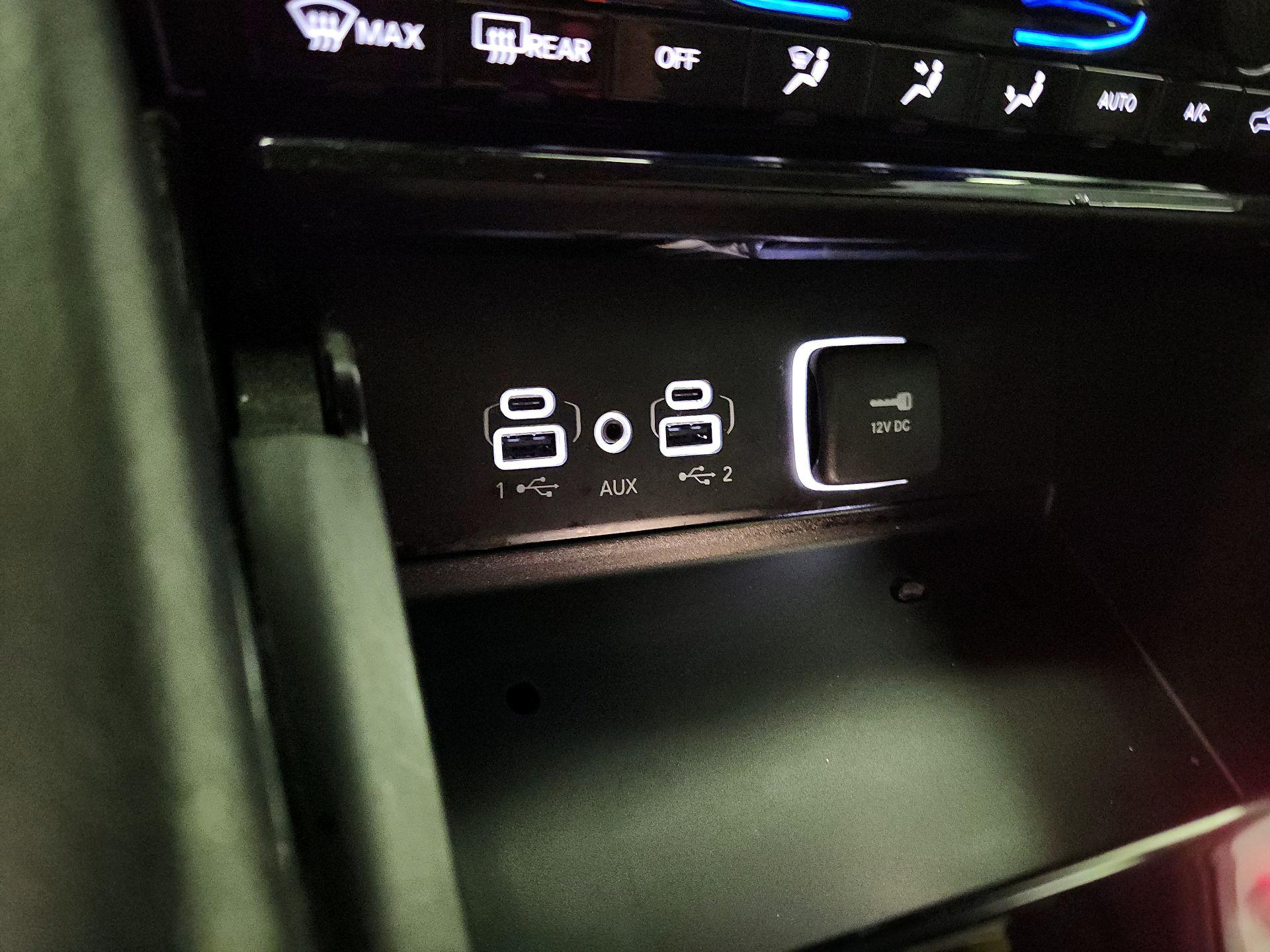 Thumbnail: 2023 Jeep Grand Cherokee - 18