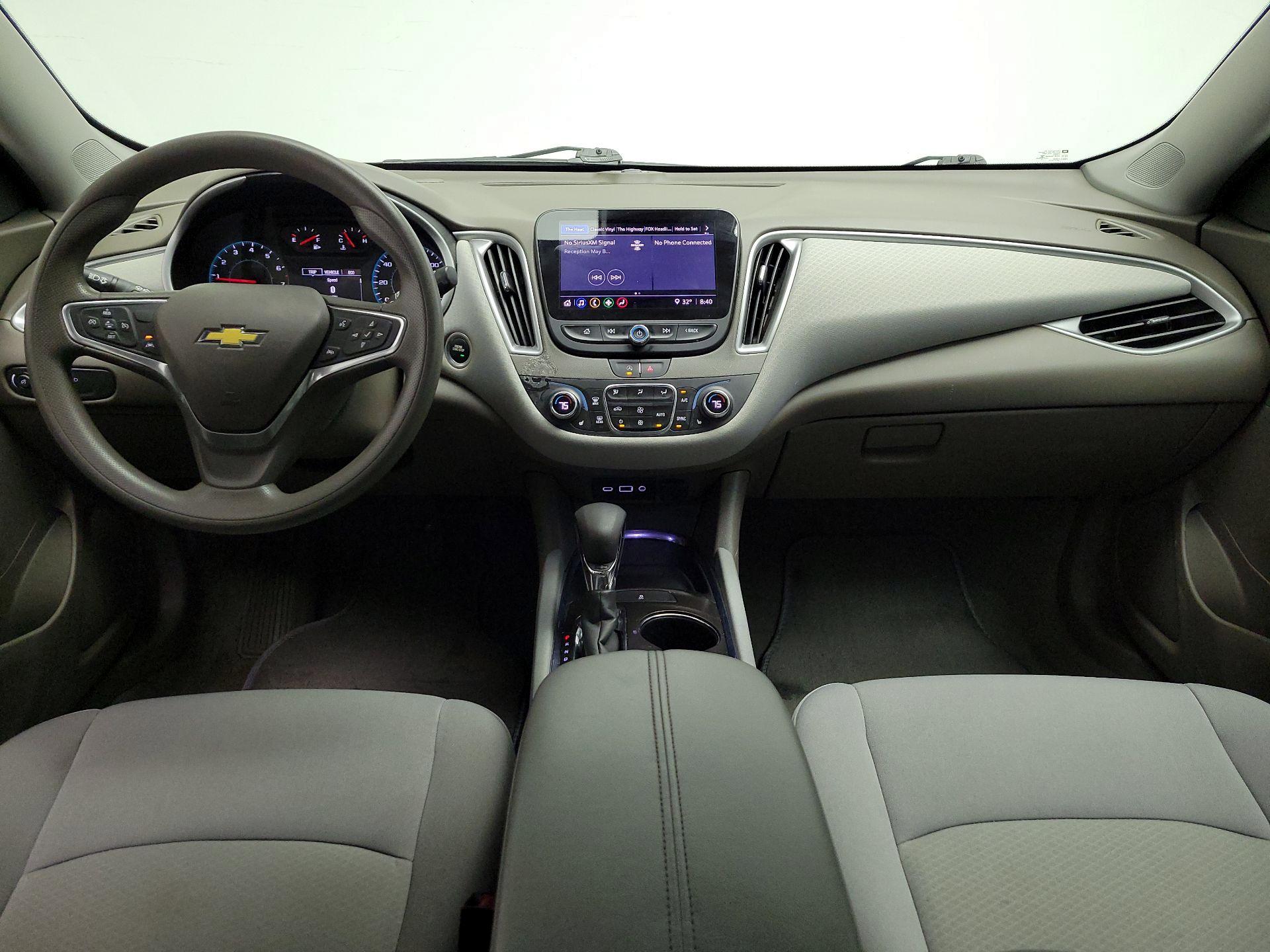 Thumbnail: 2023 Chevrolet Malibu - 9