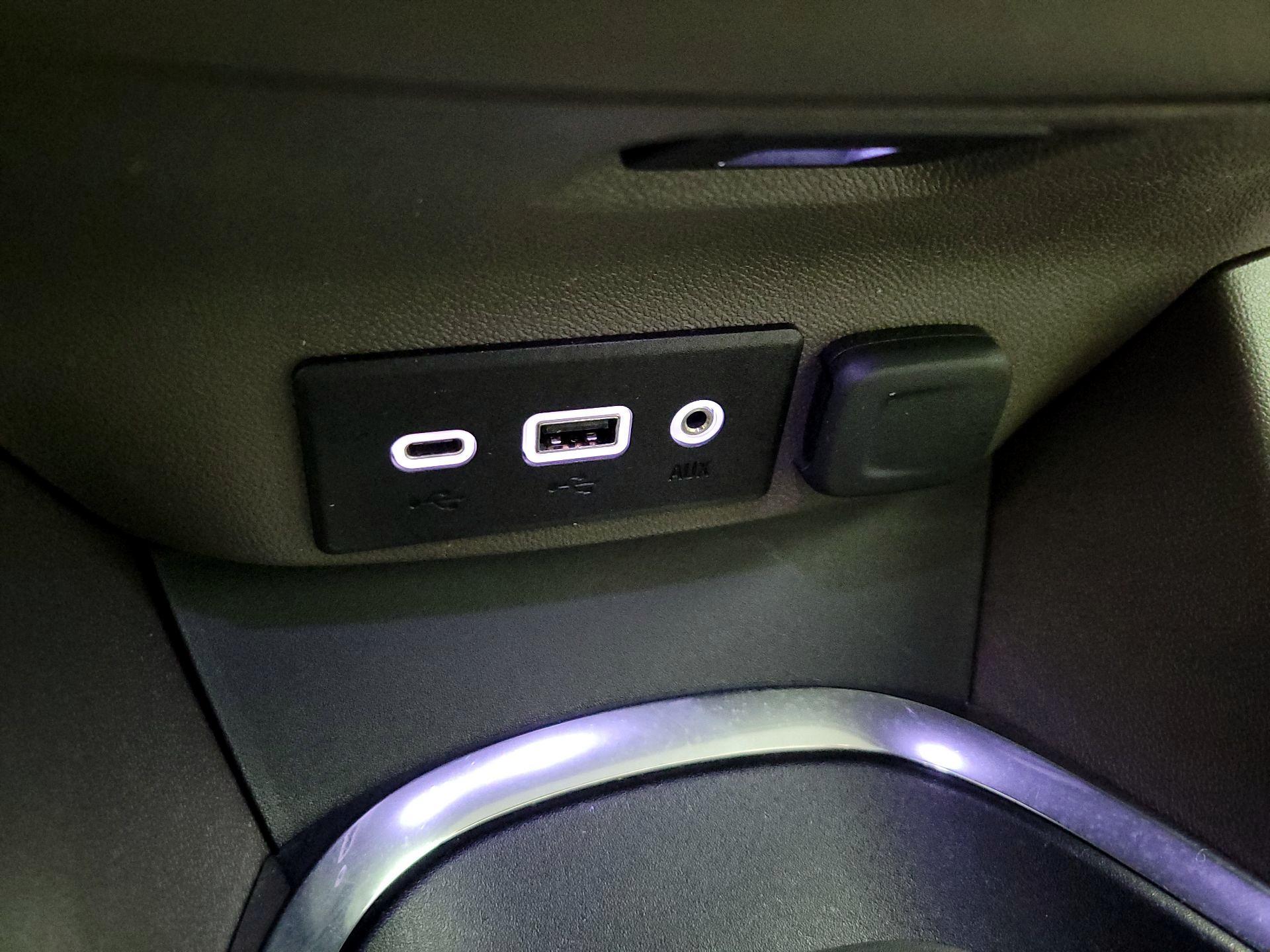 Thumbnail: 2023 Chevrolet Malibu - 17