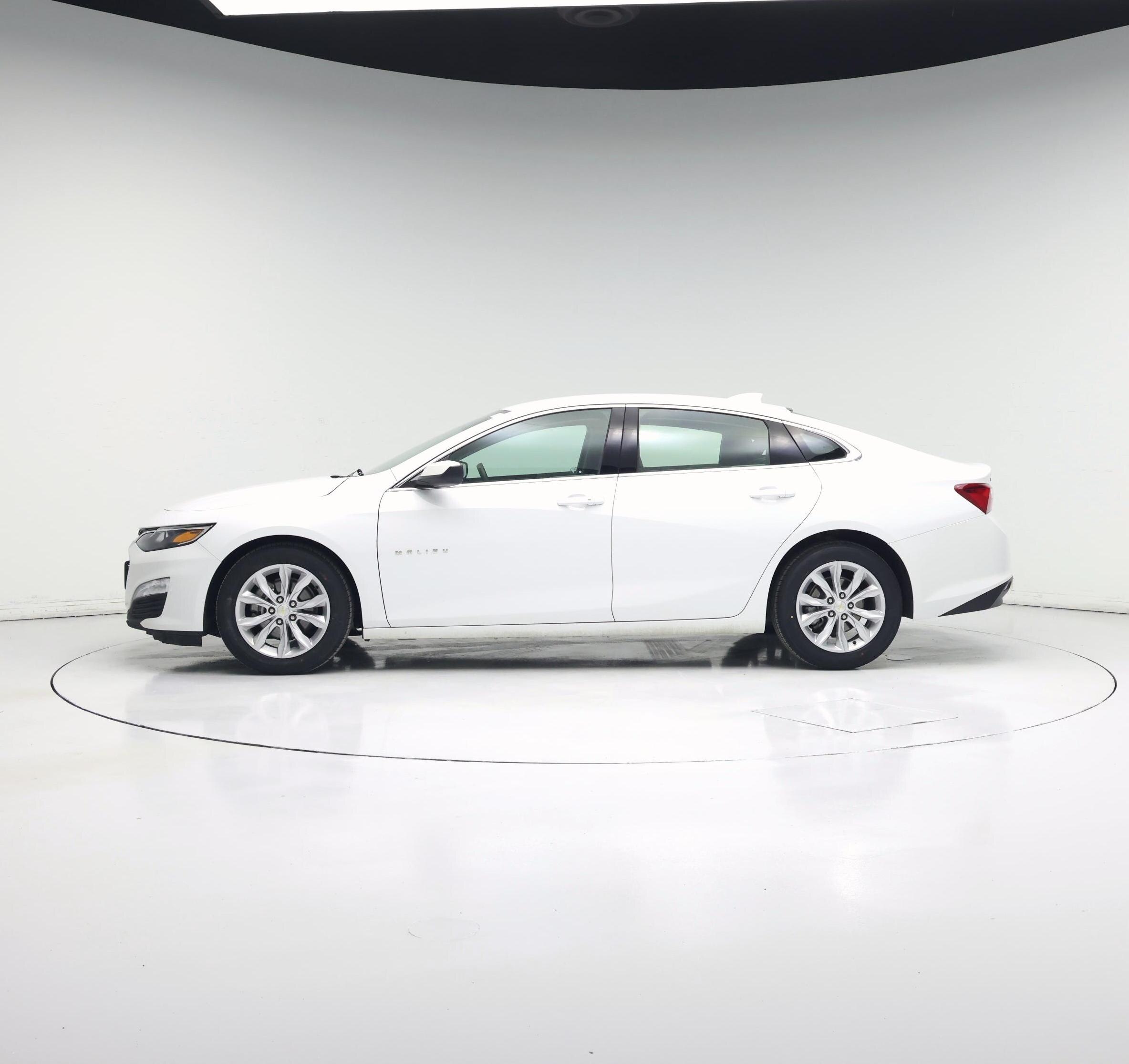 Thumbnail: 2023 Chevrolet Malibu - 3