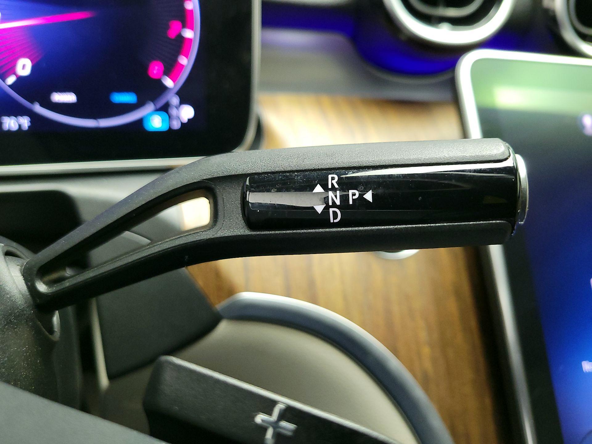 Thumbnail: 2023 Mercedes-Benz C-Class - 16