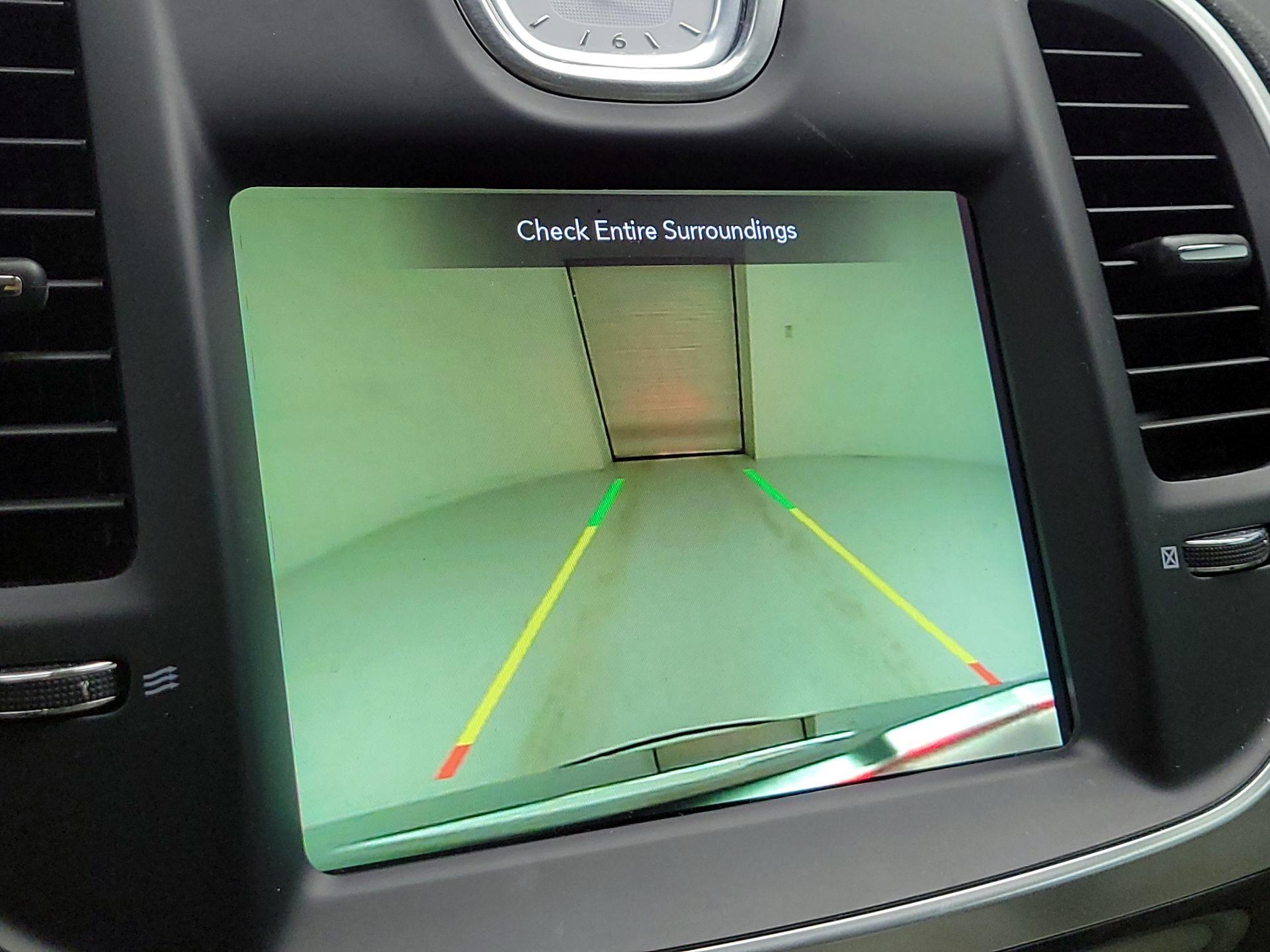 Thumbnail: 2020 Chrysler 300 - 15