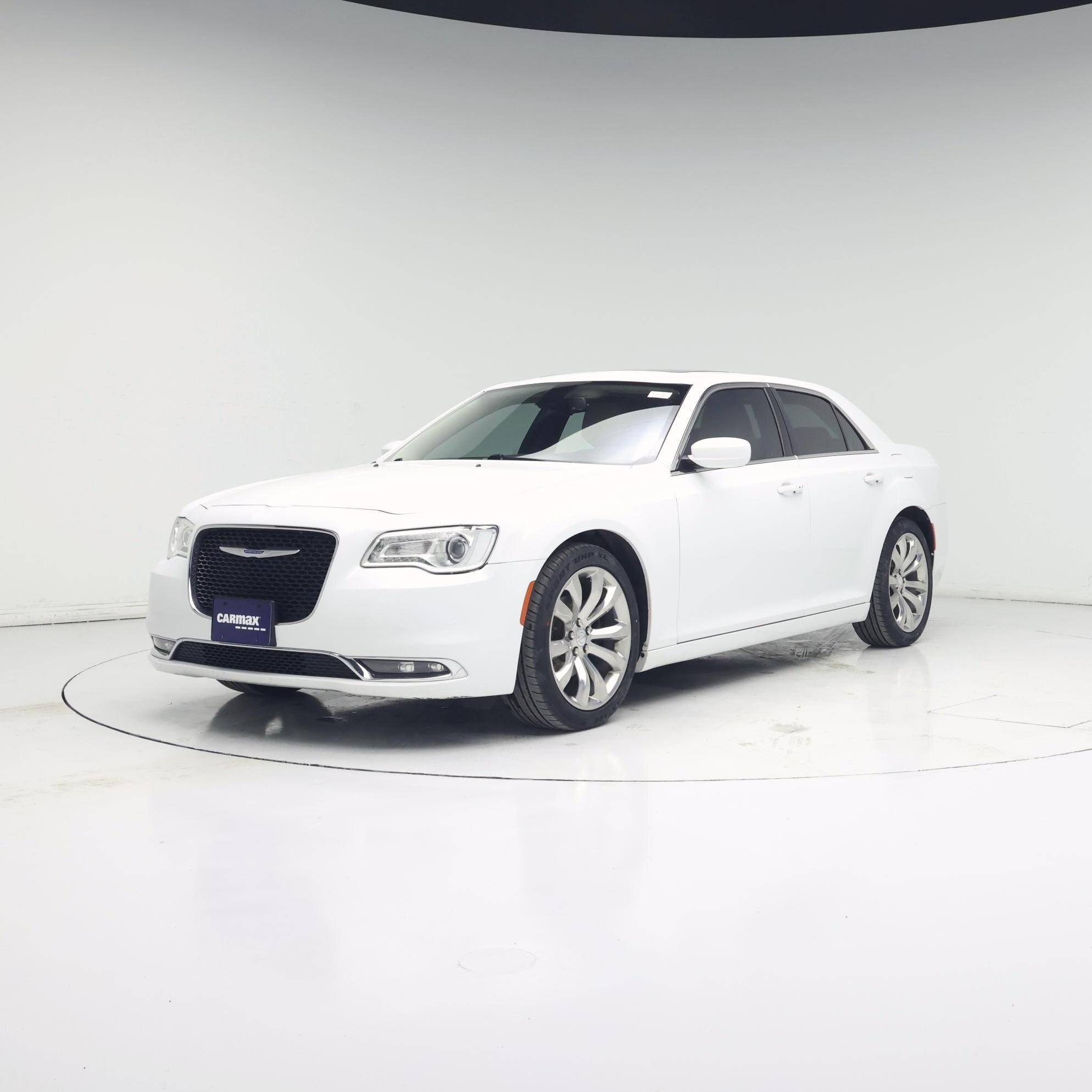 Thumbnail: 2020 Chrysler 300 - 4