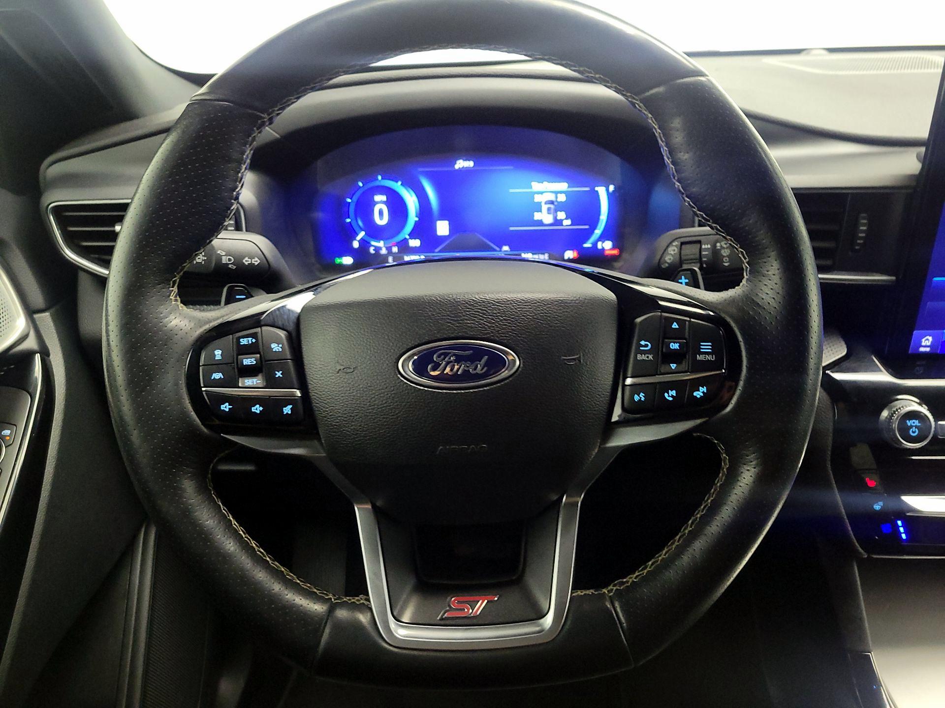 Thumbnail: 2023 Ford Explorer - 10