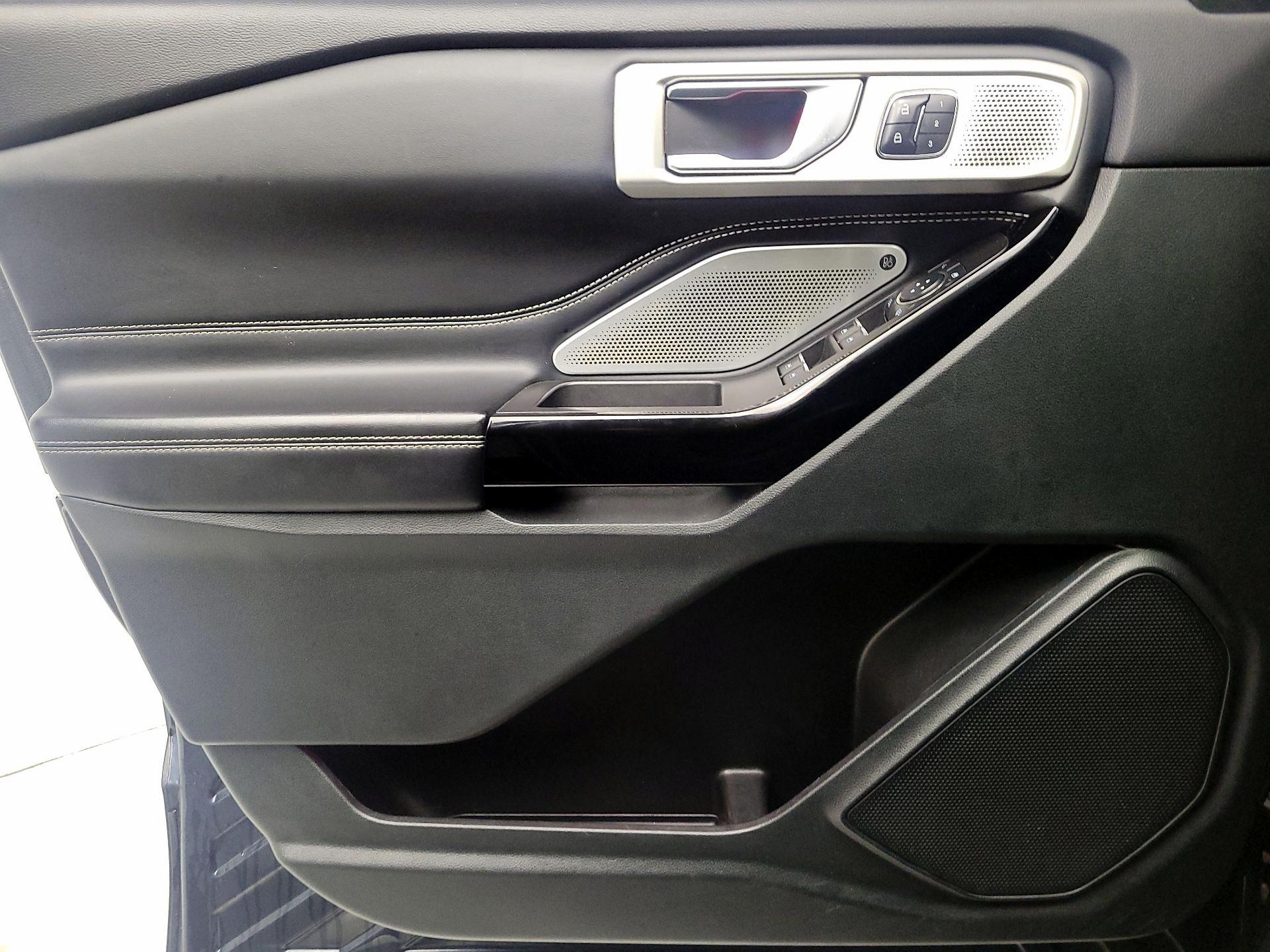 Thumbnail: 2023 Ford Explorer - 12