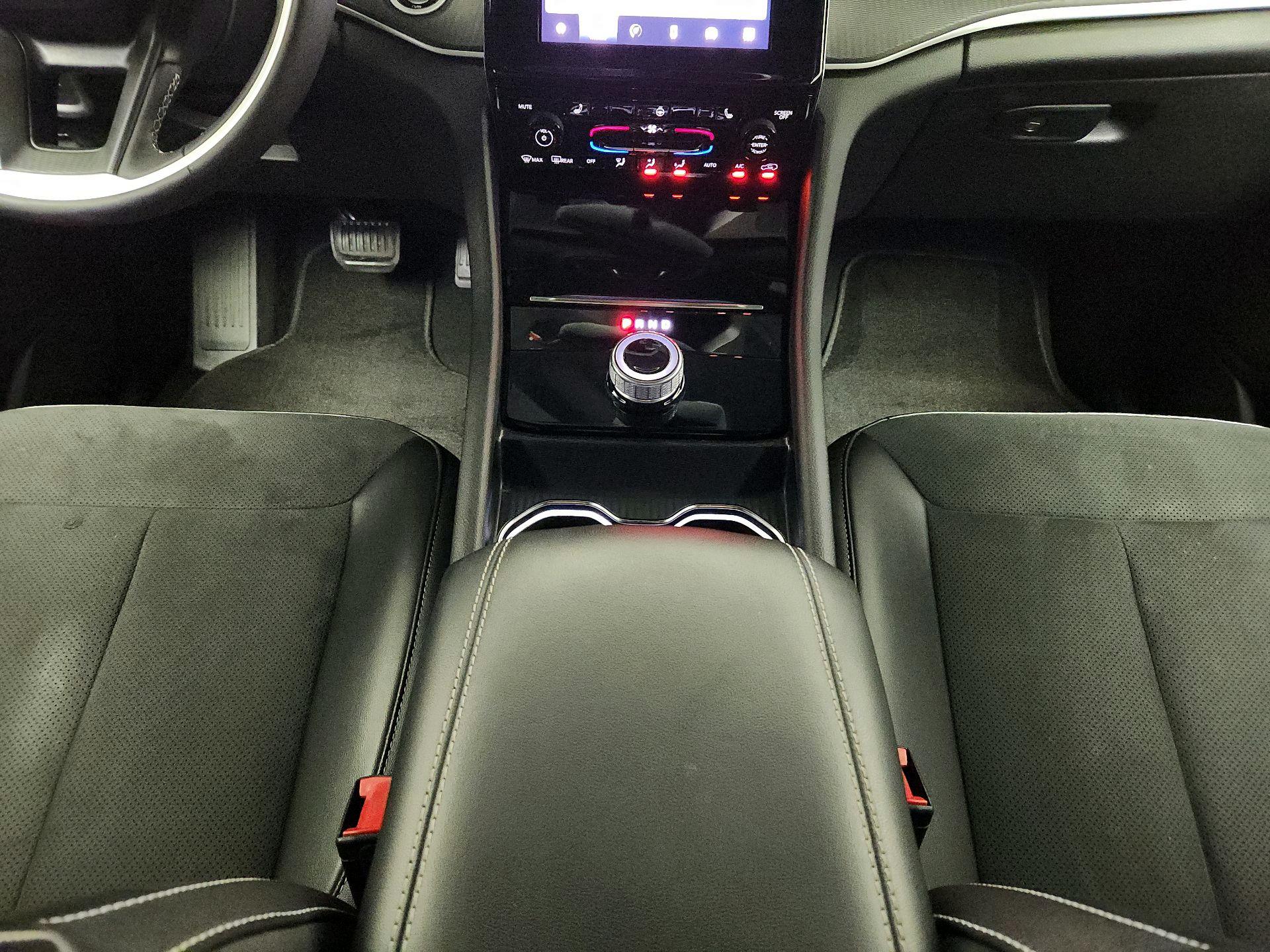 Thumbnail: 2024 Jeep Grand Cherokee - 17