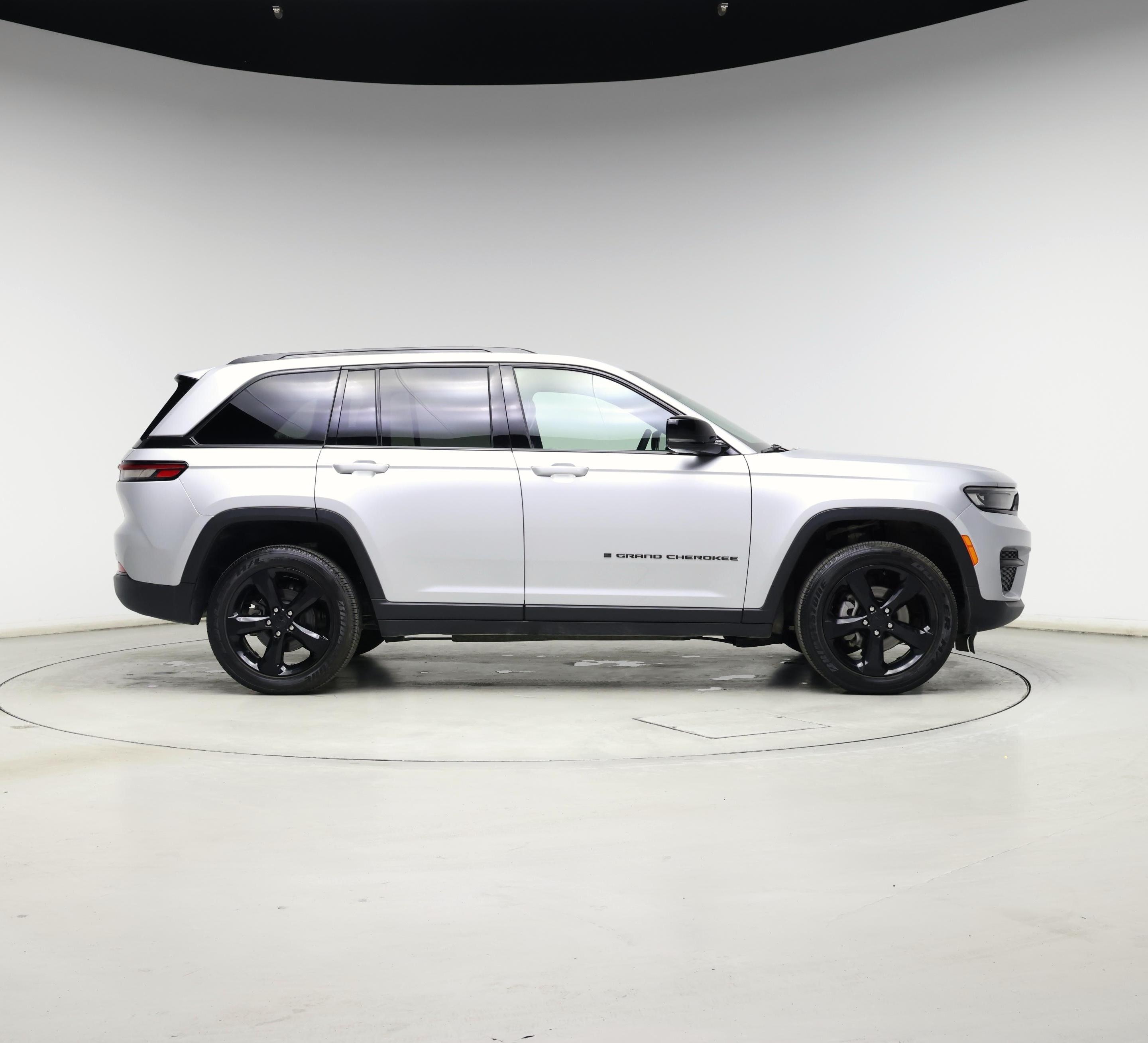 Thumbnail: 2024 Jeep Grand Cherokee - 7
