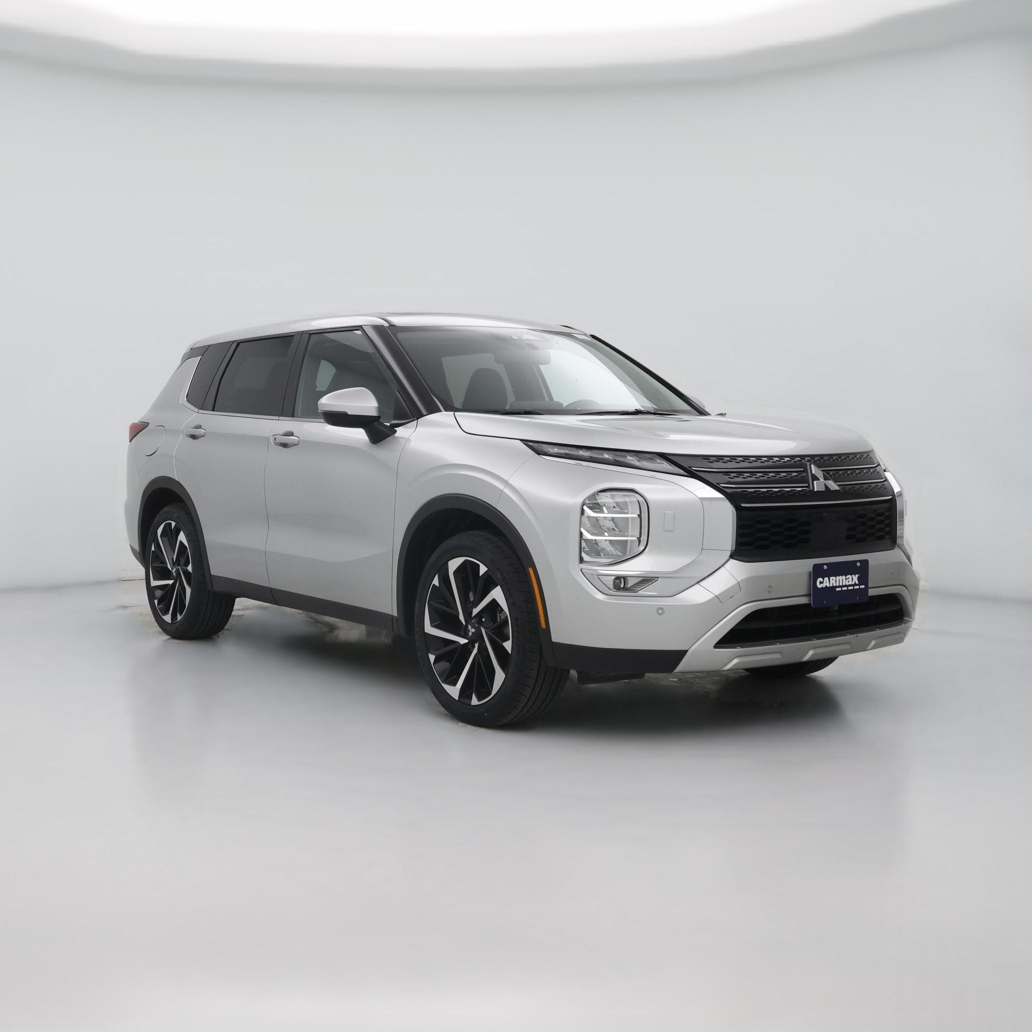 Thumbnail: 2024 Mitsubishi Outlander - 1