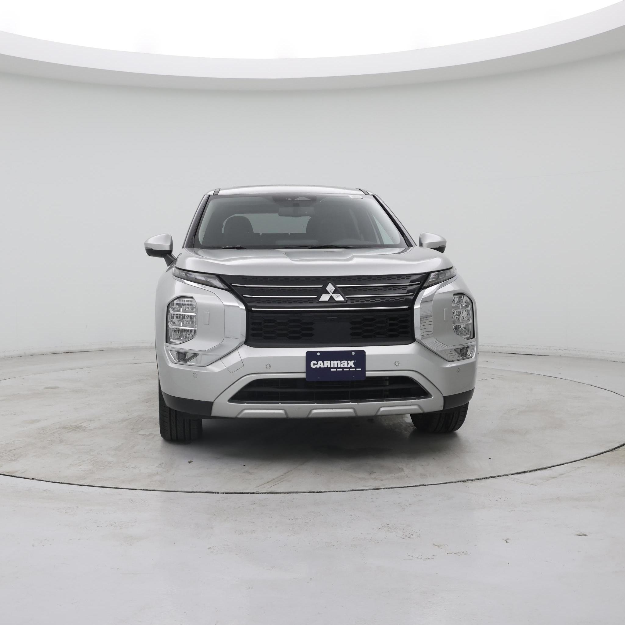 Thumbnail: 2024 Mitsubishi Outlander - 5