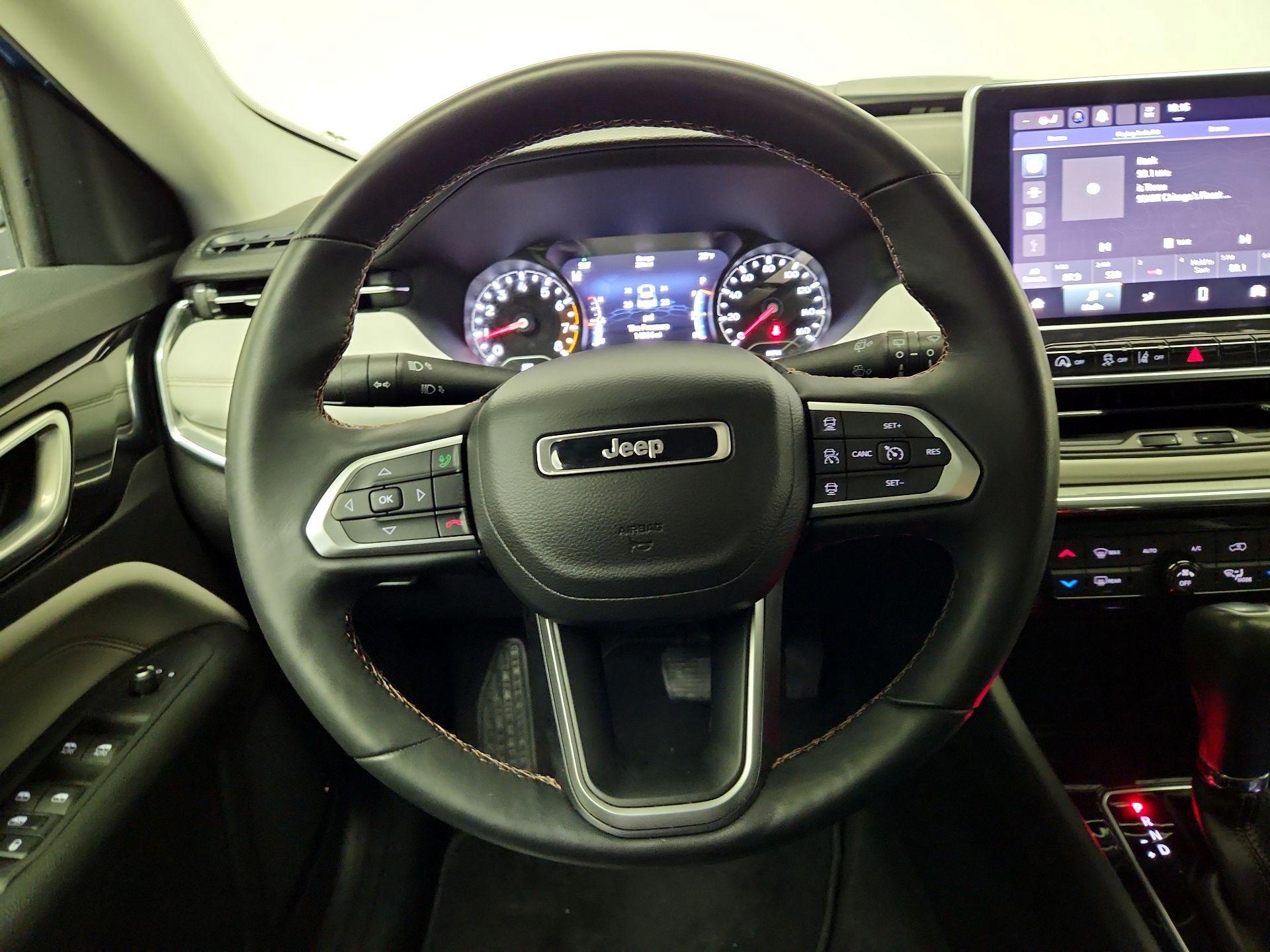 Thumbnail: 2022 Jeep Compass - 10