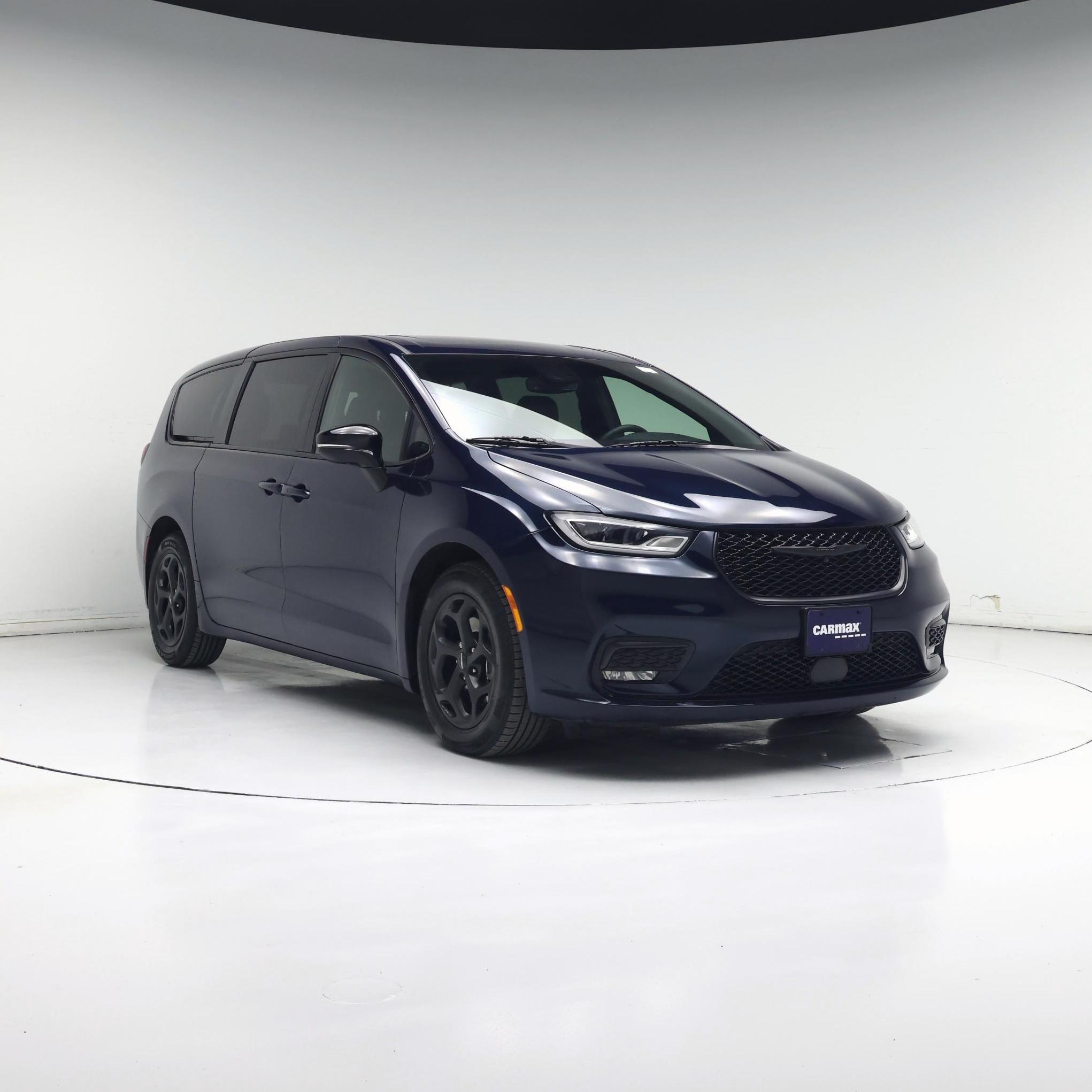2023 Chrysler Pacifica Hybrid Limited FWD