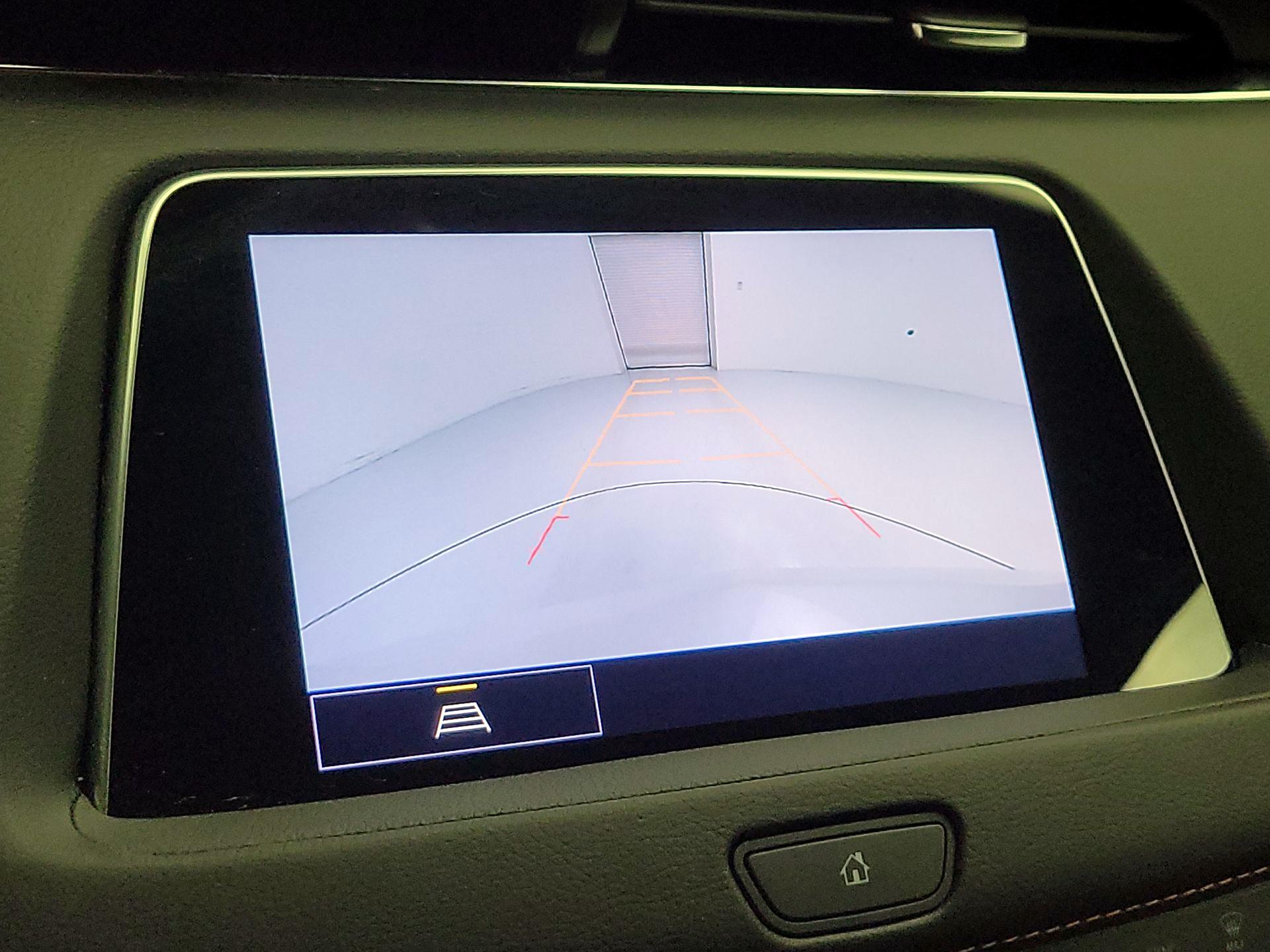 Thumbnail: 2023 Cadillac XT4 - 14