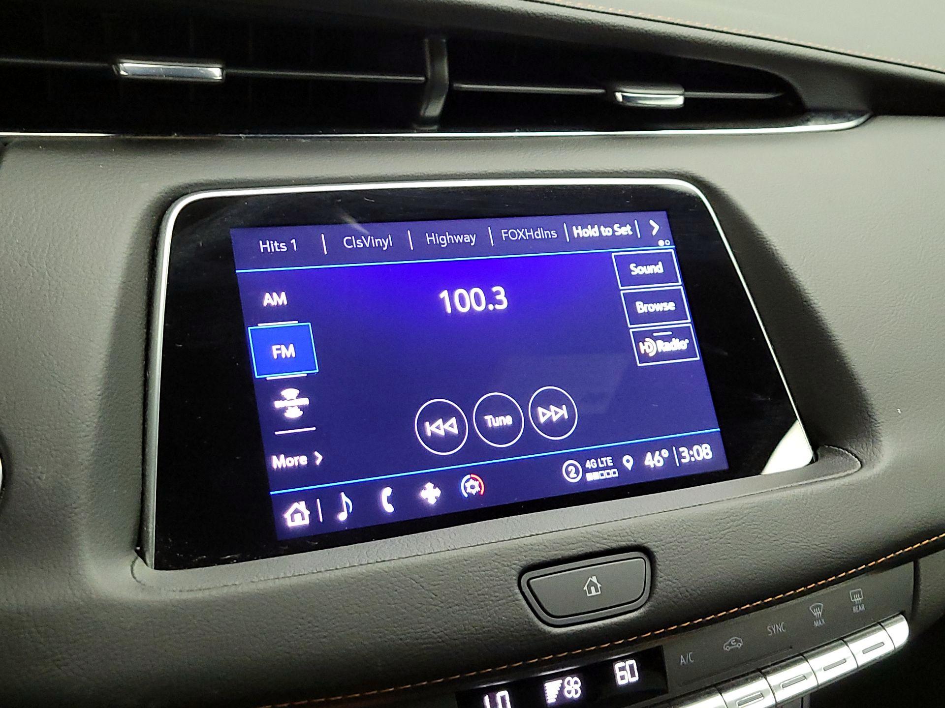 Thumbnail: 2023 Cadillac XT4 - 15