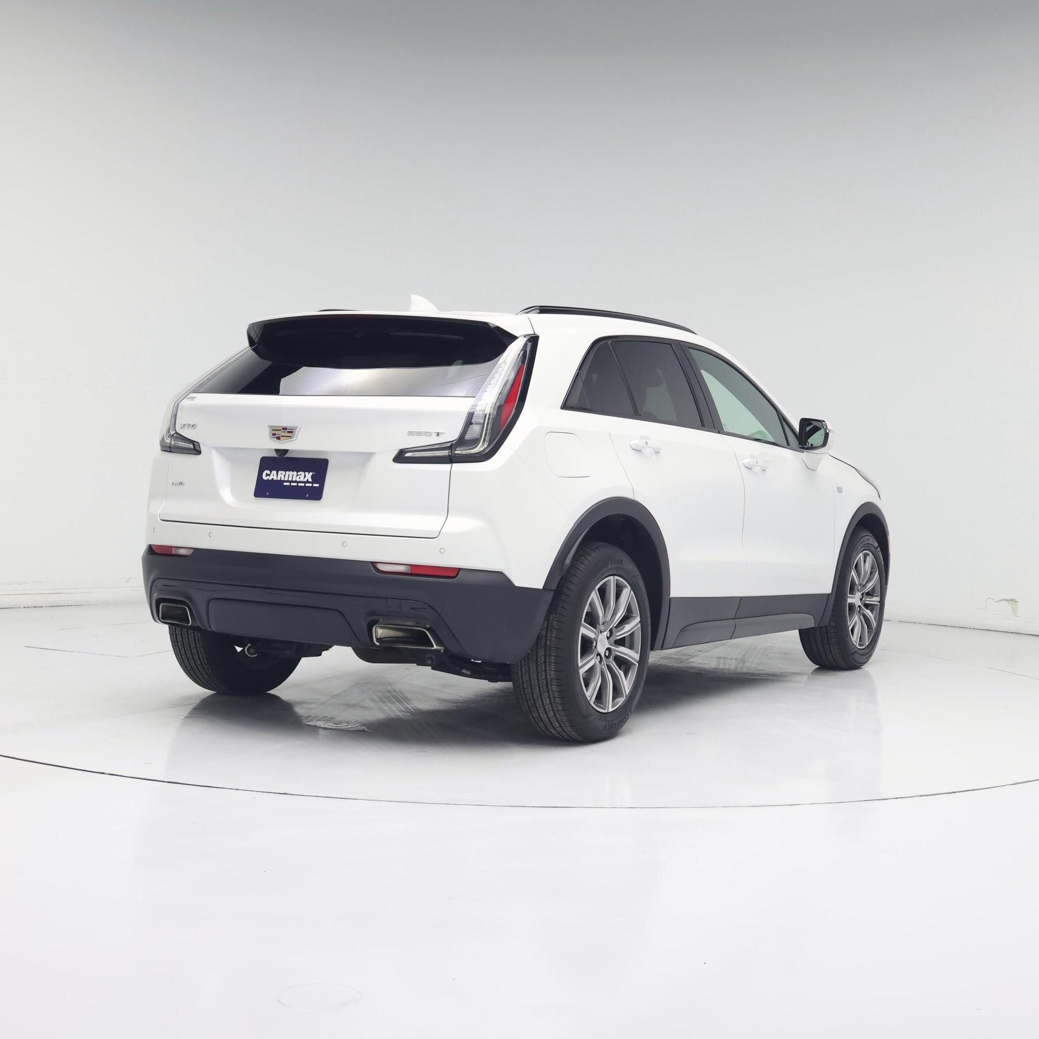 Thumbnail: 2023 Cadillac XT4 - 8