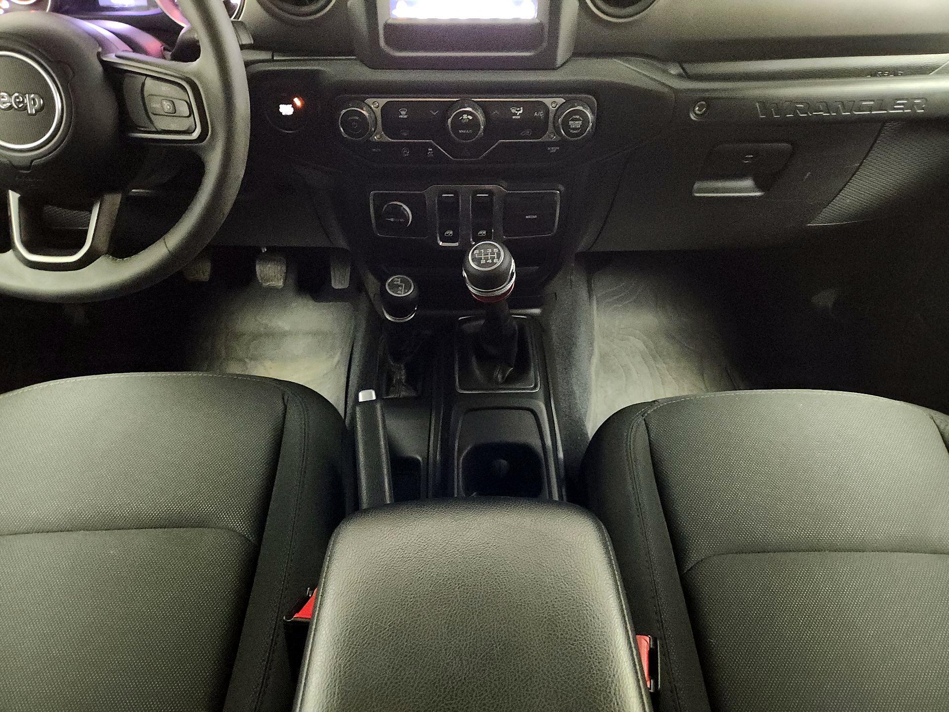 Thumbnail: 2023 Jeep Wrangler - 17