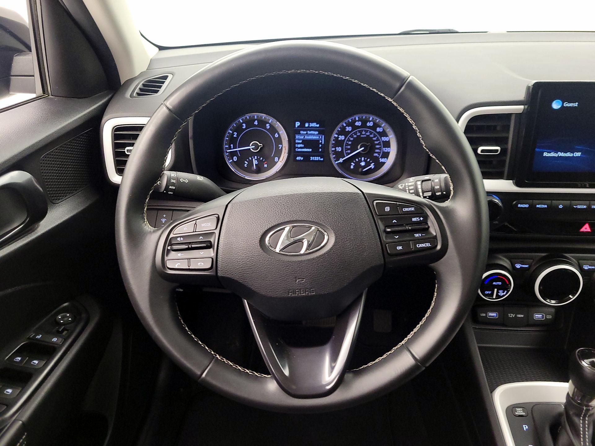 Thumbnail: 2022 Hyundai Venue - 10