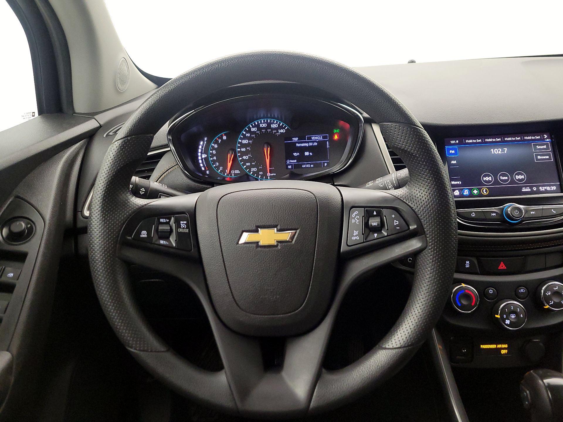 Thumbnail: 2020 Chevrolet Trax - 10