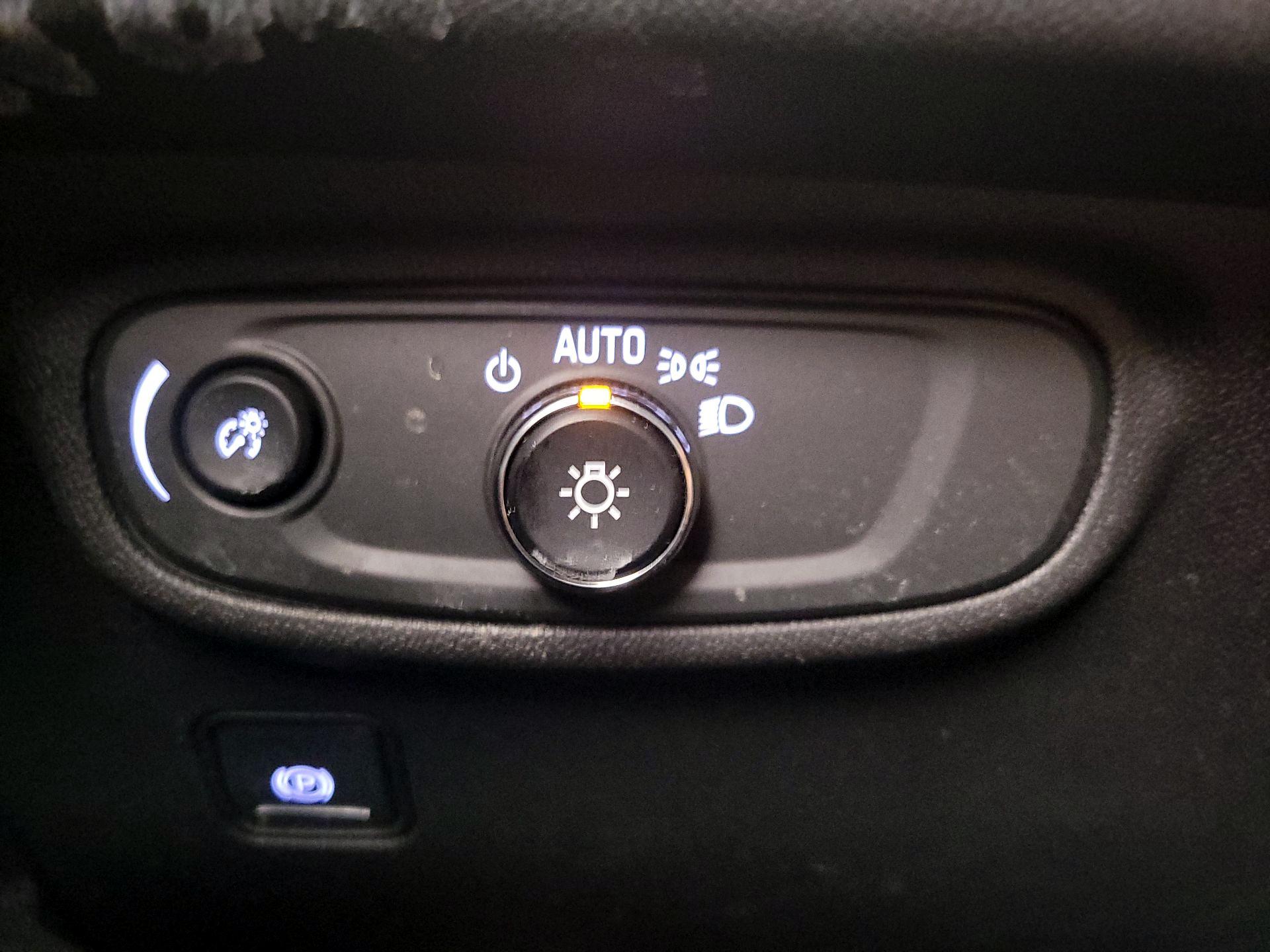 Thumbnail: 2022 GMC Terrain - 13