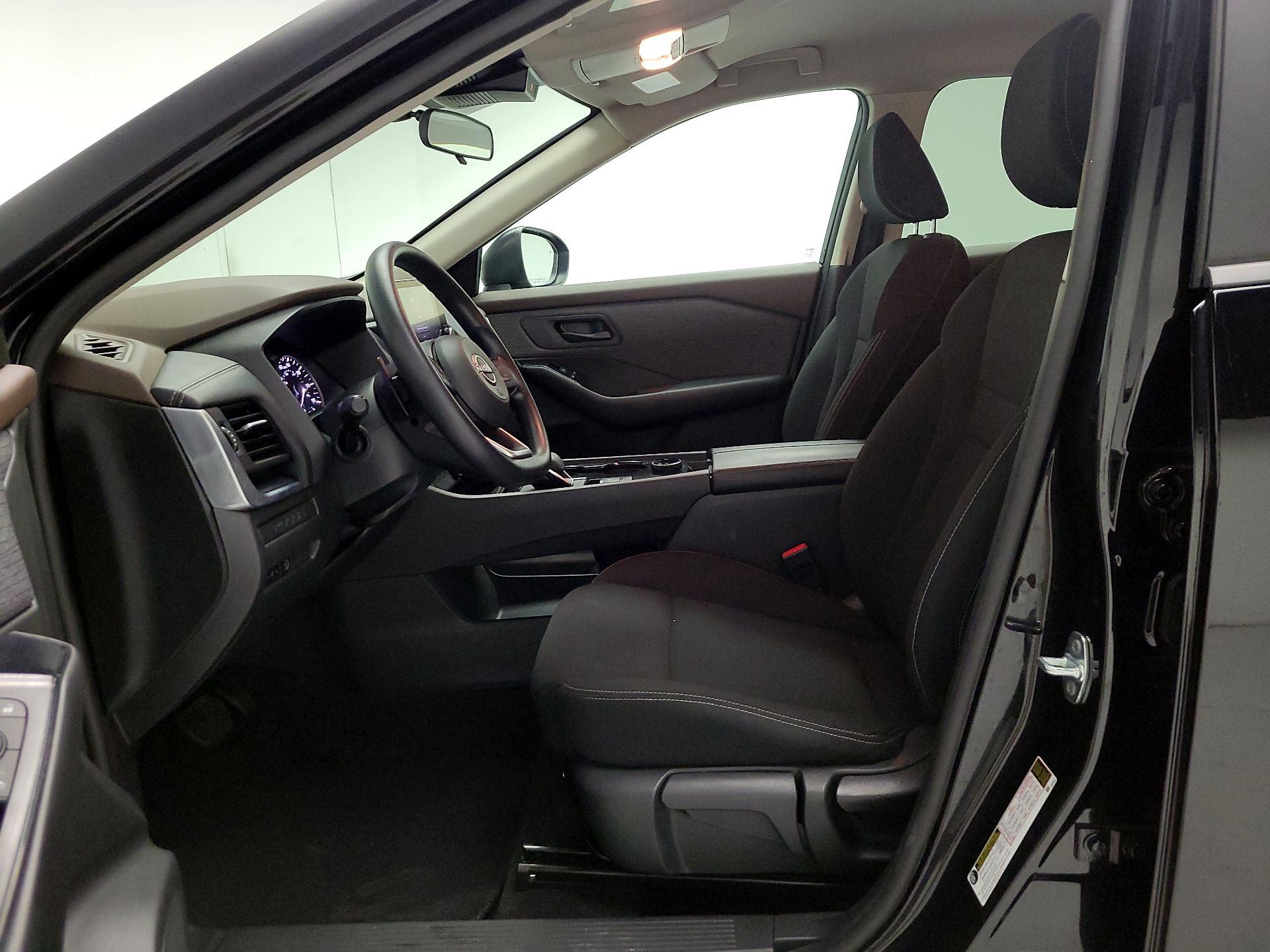 Thumbnail: 2023 Nissan Rogue - 11