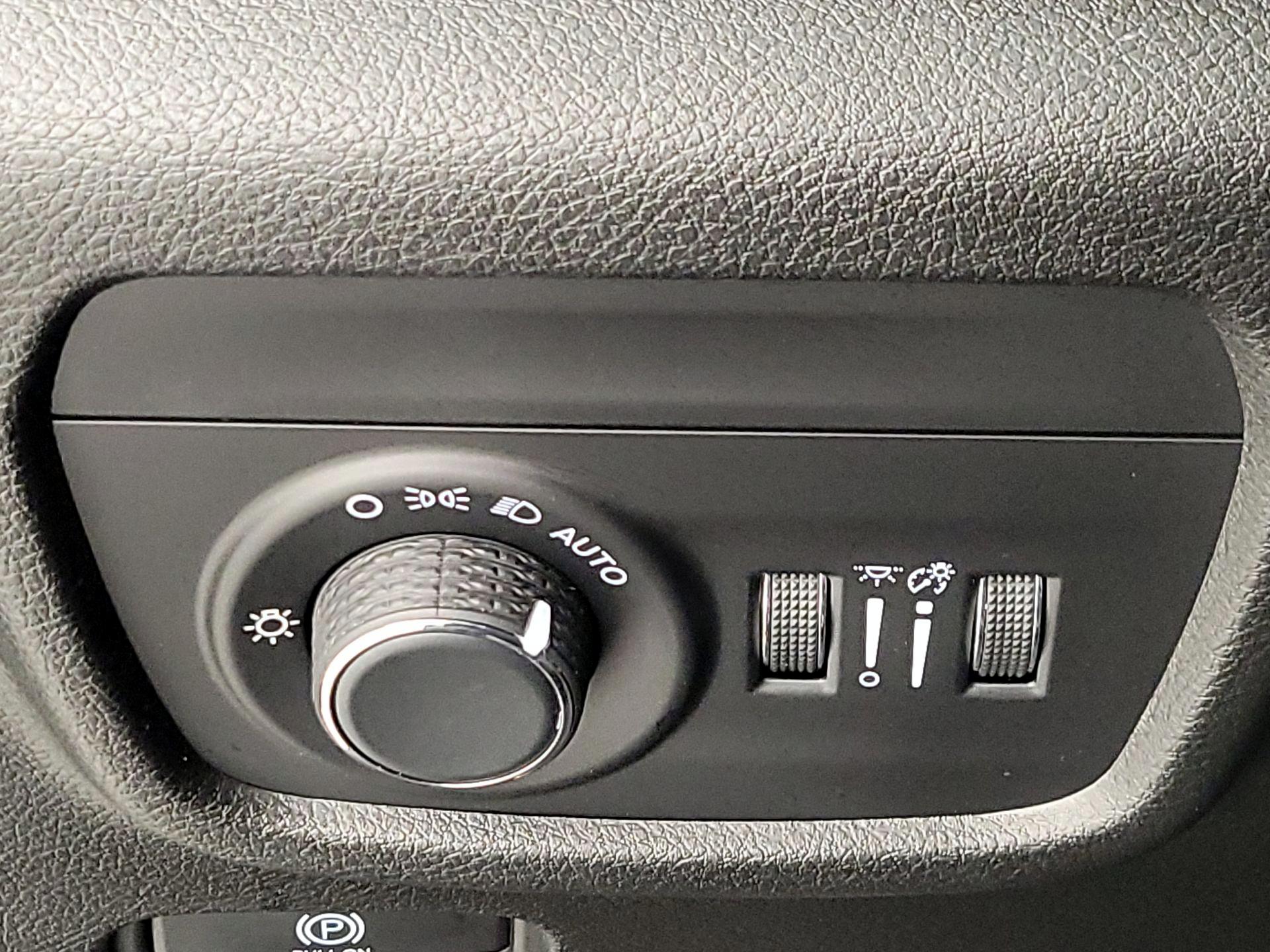 Thumbnail: 2024 Jeep Grand Cherokee - 13