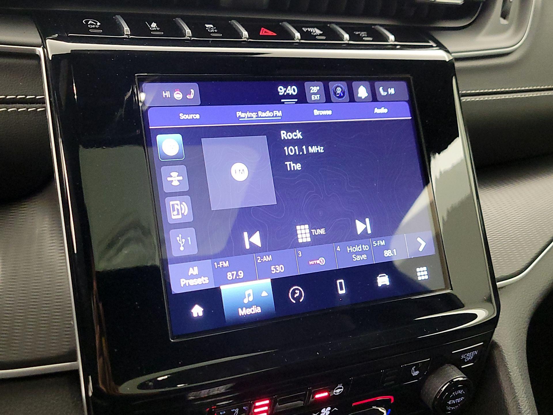 Thumbnail: 2024 Jeep Grand Cherokee - 15