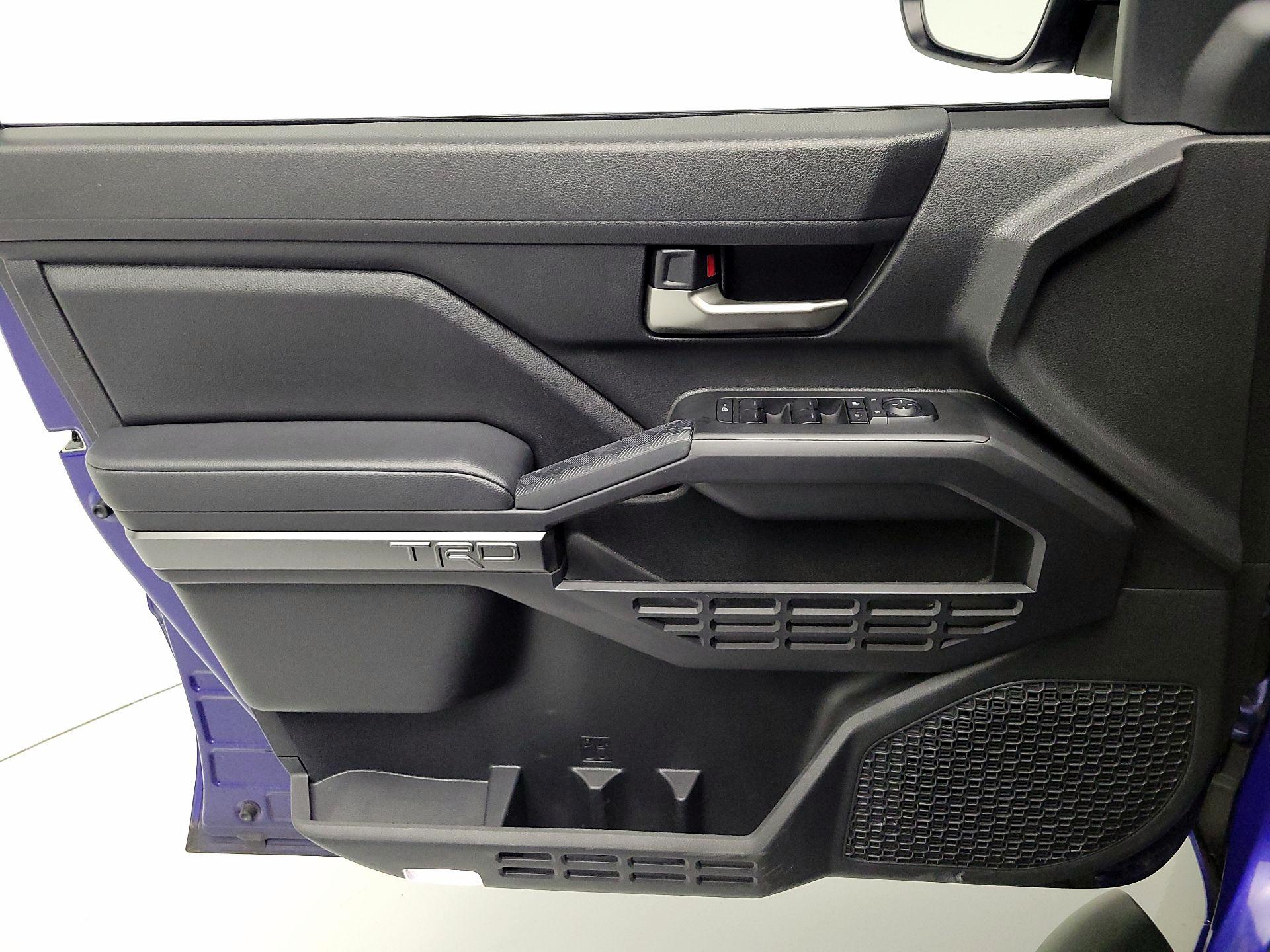 Thumbnail: 2025 Toyota Tacoma - 12