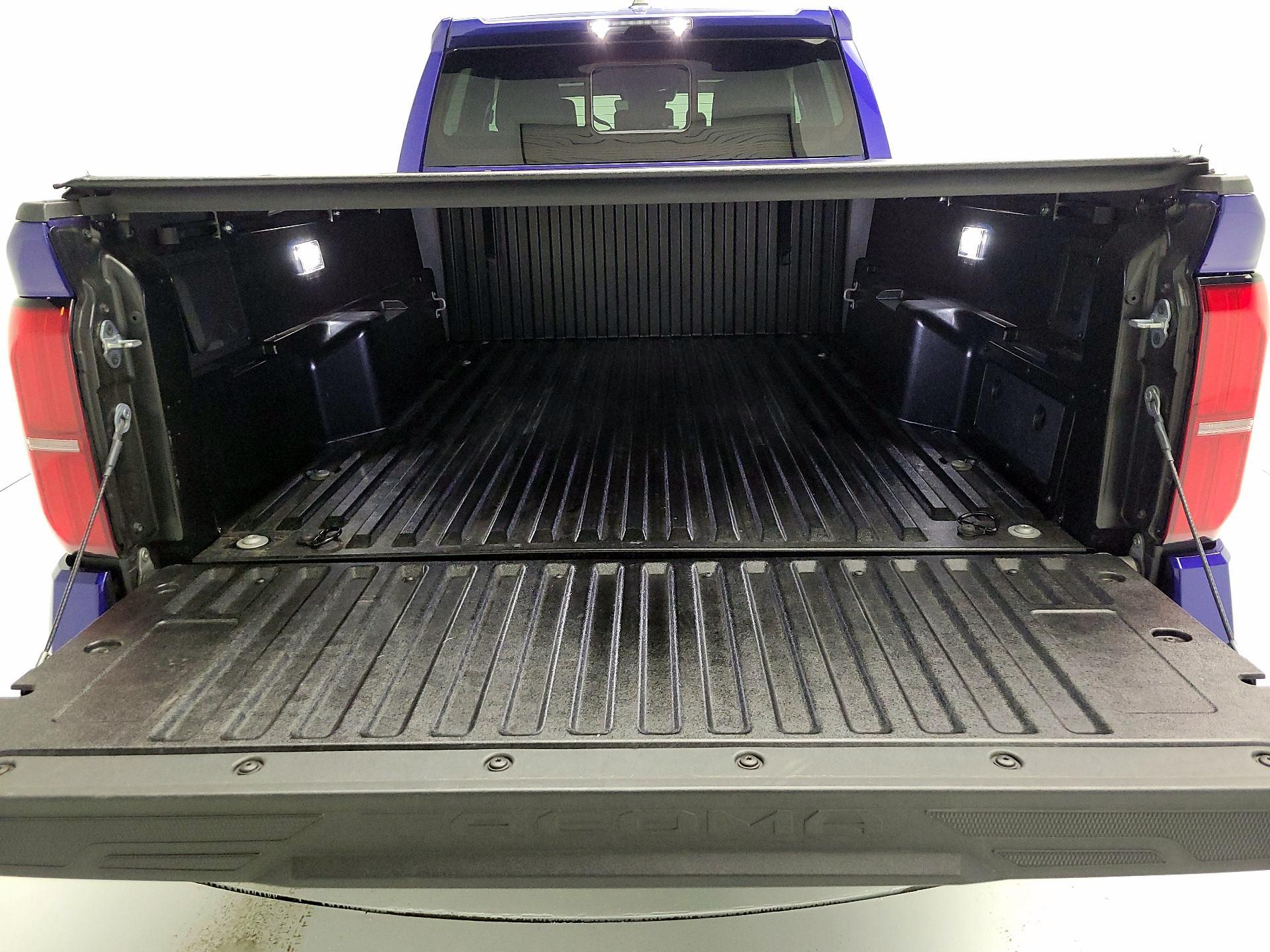 Thumbnail: 2025 Toyota Tacoma - 18