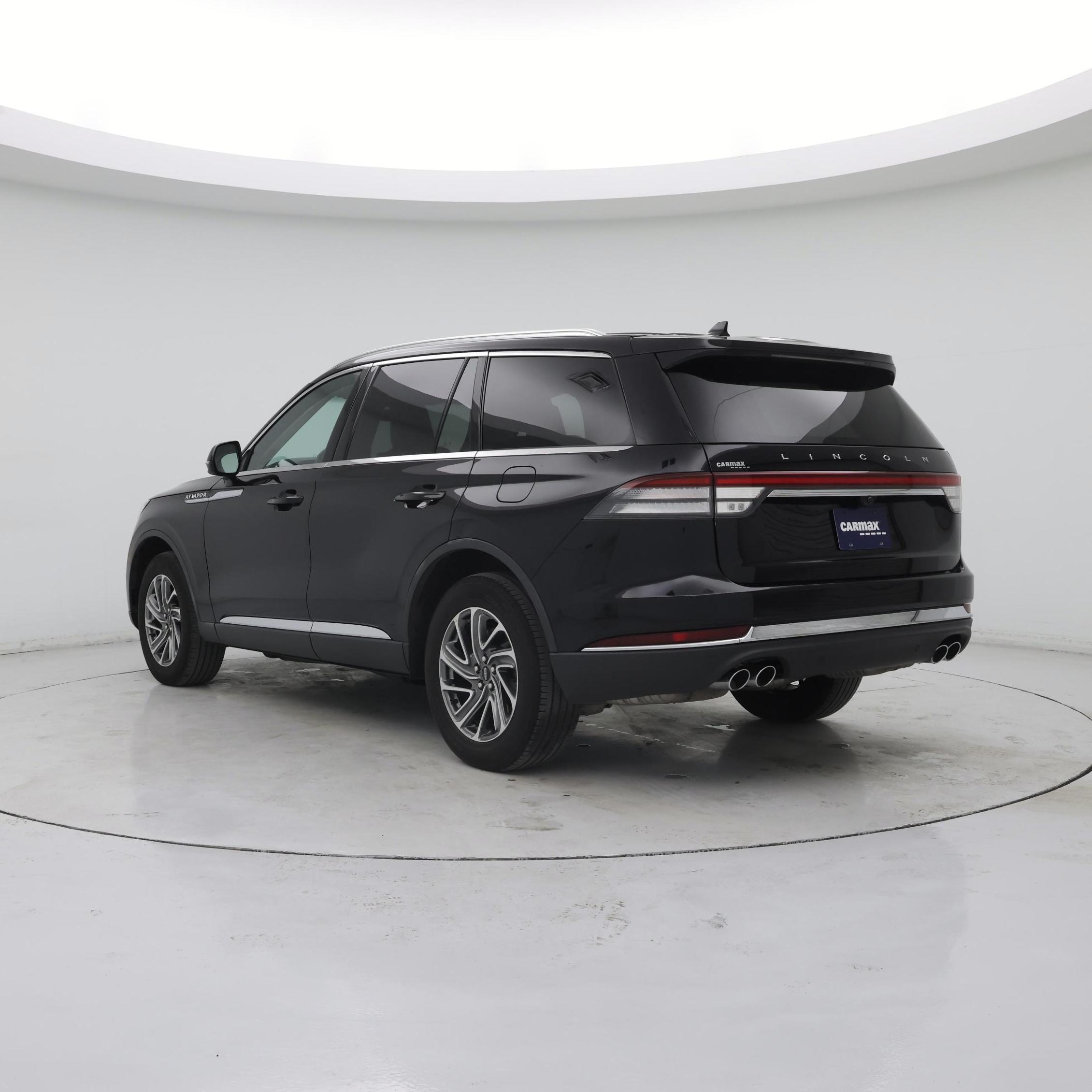 Thumbnail: 2023 Lincoln Aviator - 2