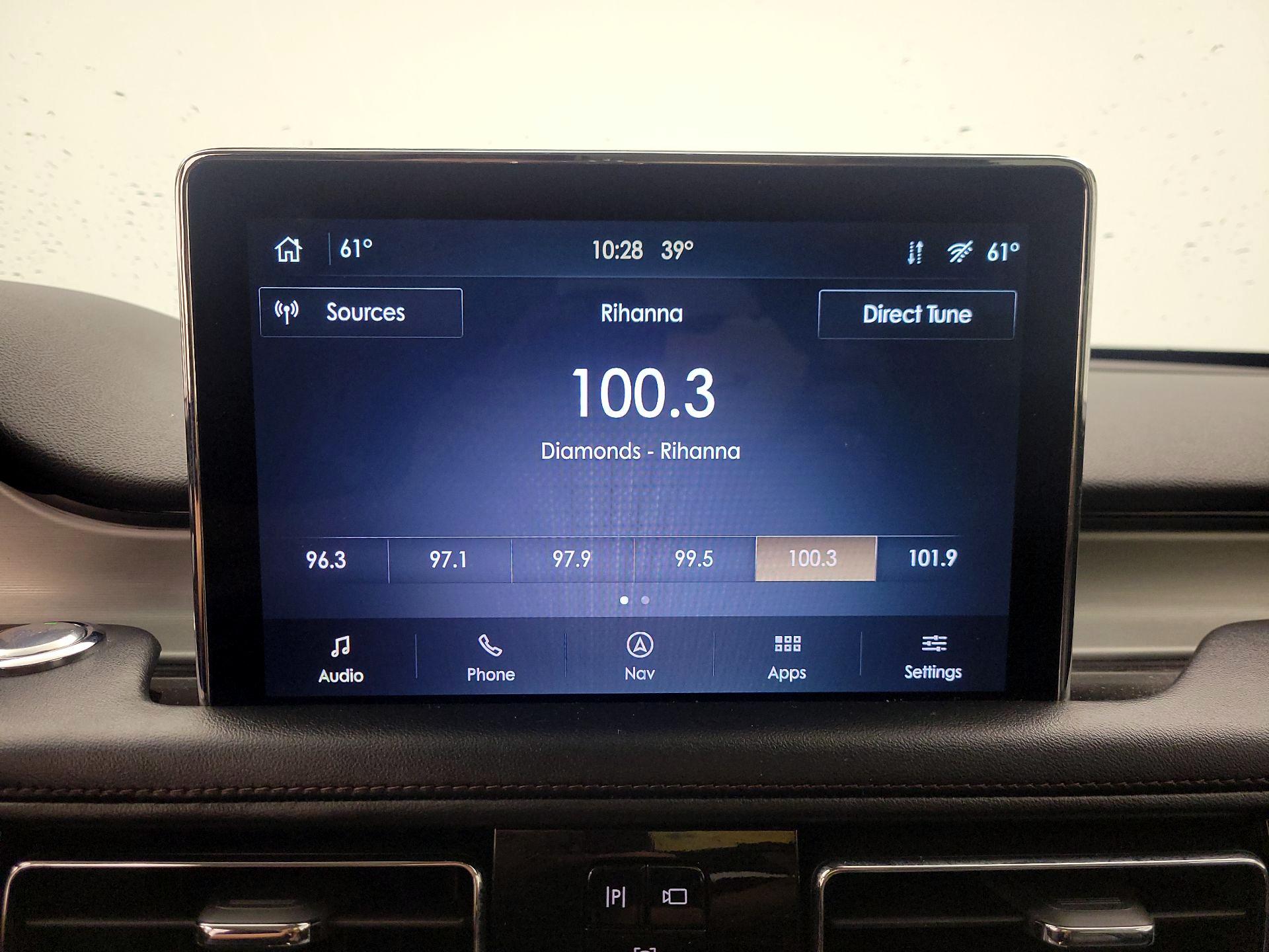 Thumbnail: 2023 Lincoln Aviator - 16