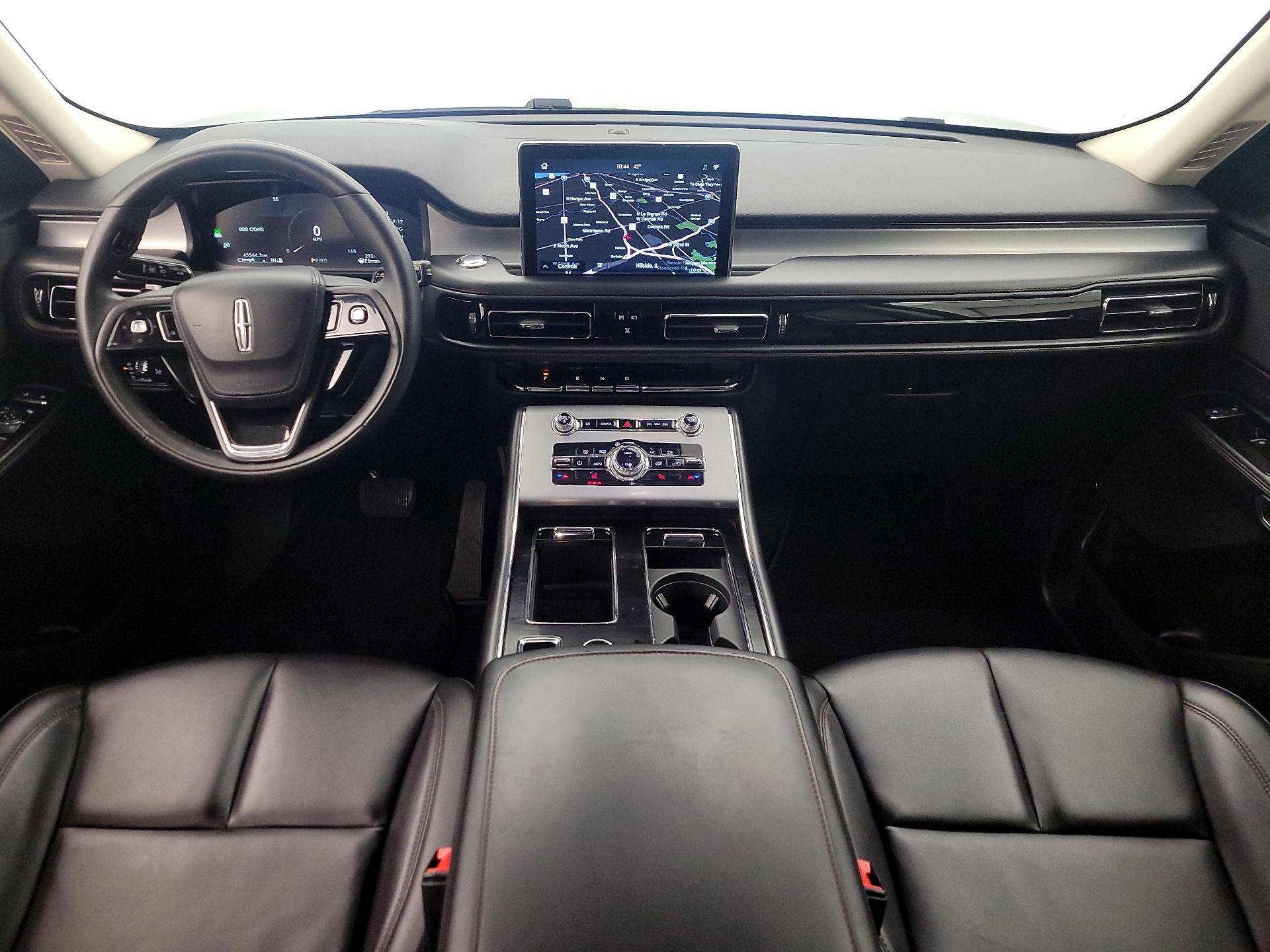 Thumbnail: 2023 Lincoln Aviator - 9