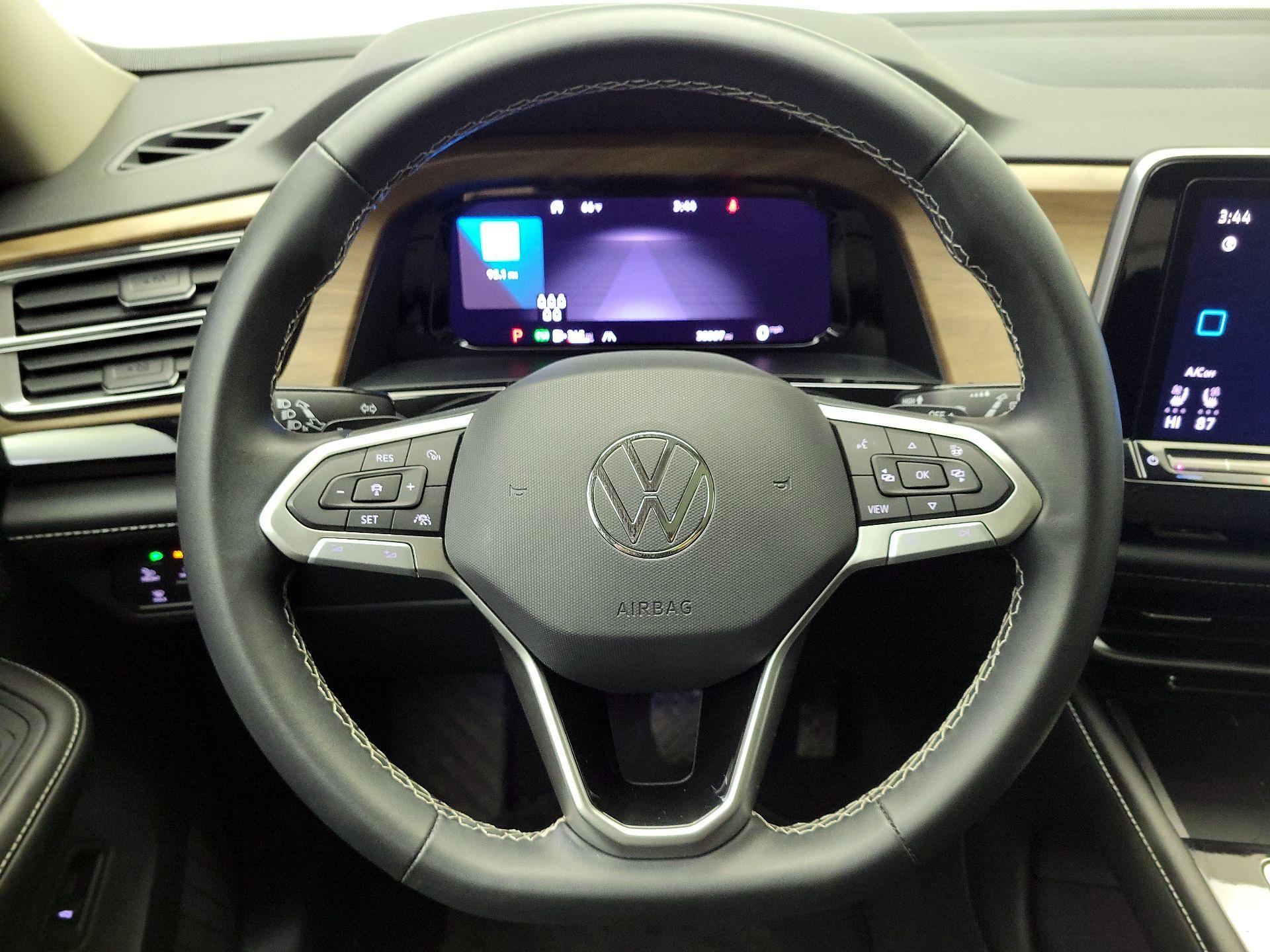 Thumbnail: 2024 Volkswagen Atlas - 10