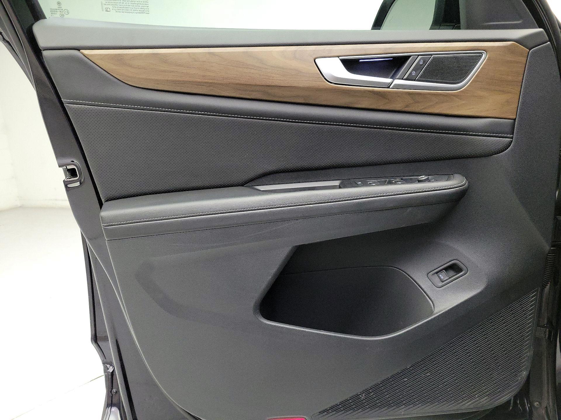 Thumbnail: 2024 Volkswagen Atlas - 12