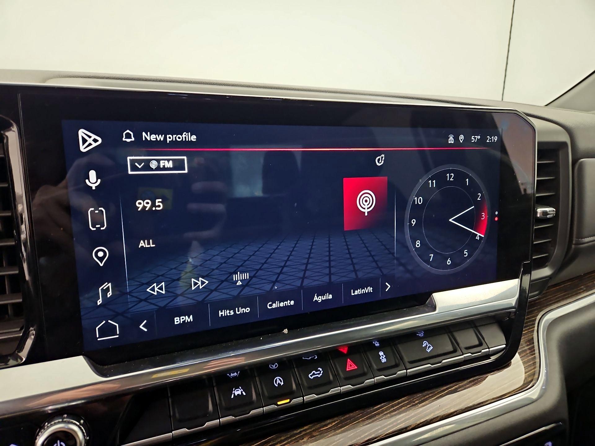 Thumbnail: 2025 GMC Sierra 1500 - 16