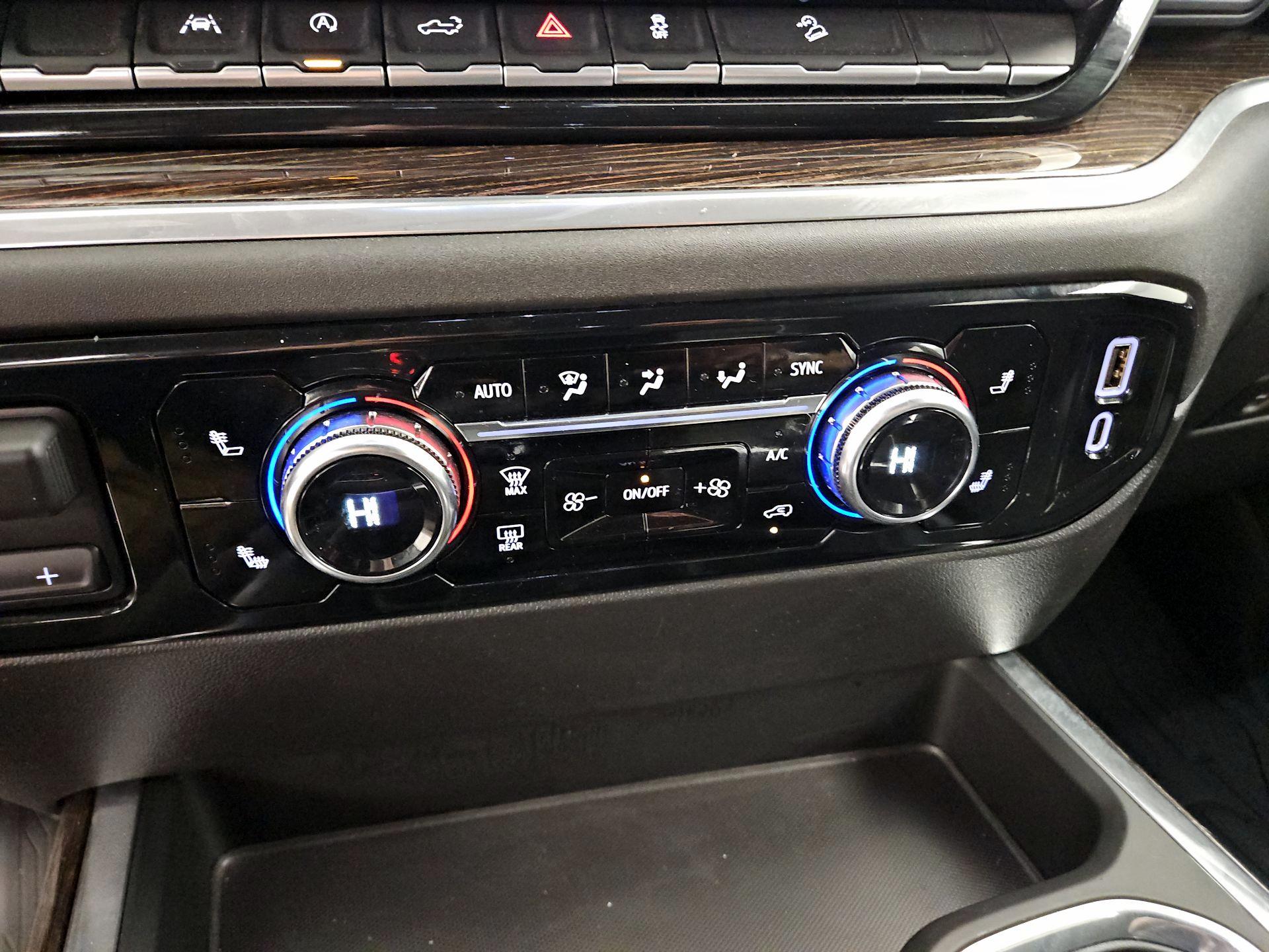 Thumbnail: 2025 GMC Sierra 1500 - 17