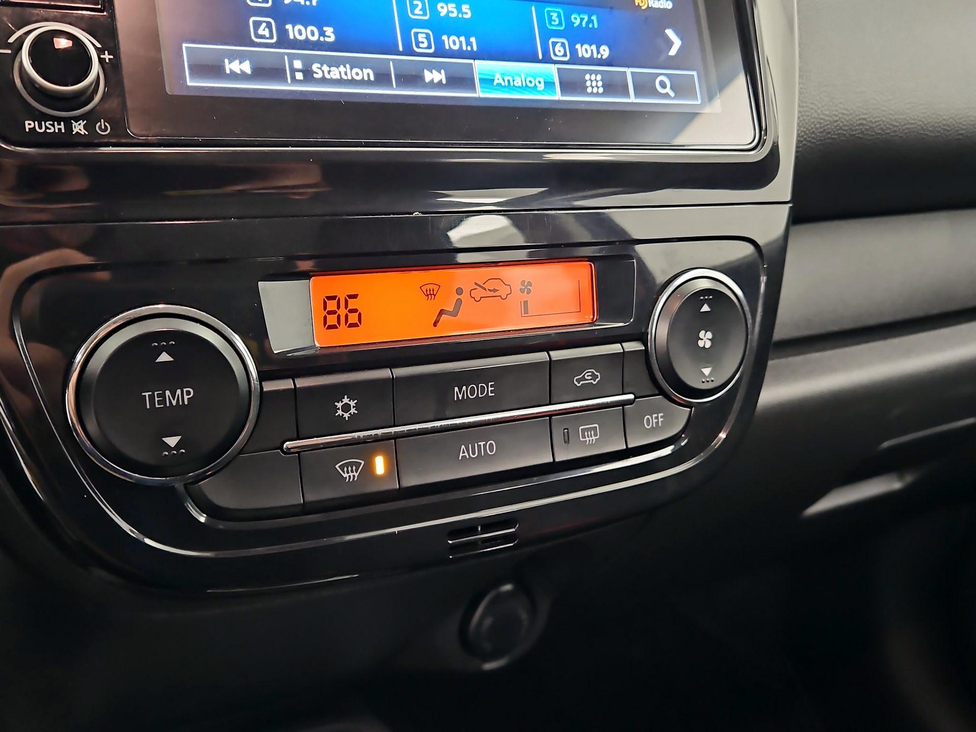 Thumbnail: 2024 Mitsubishi Mirage - 16