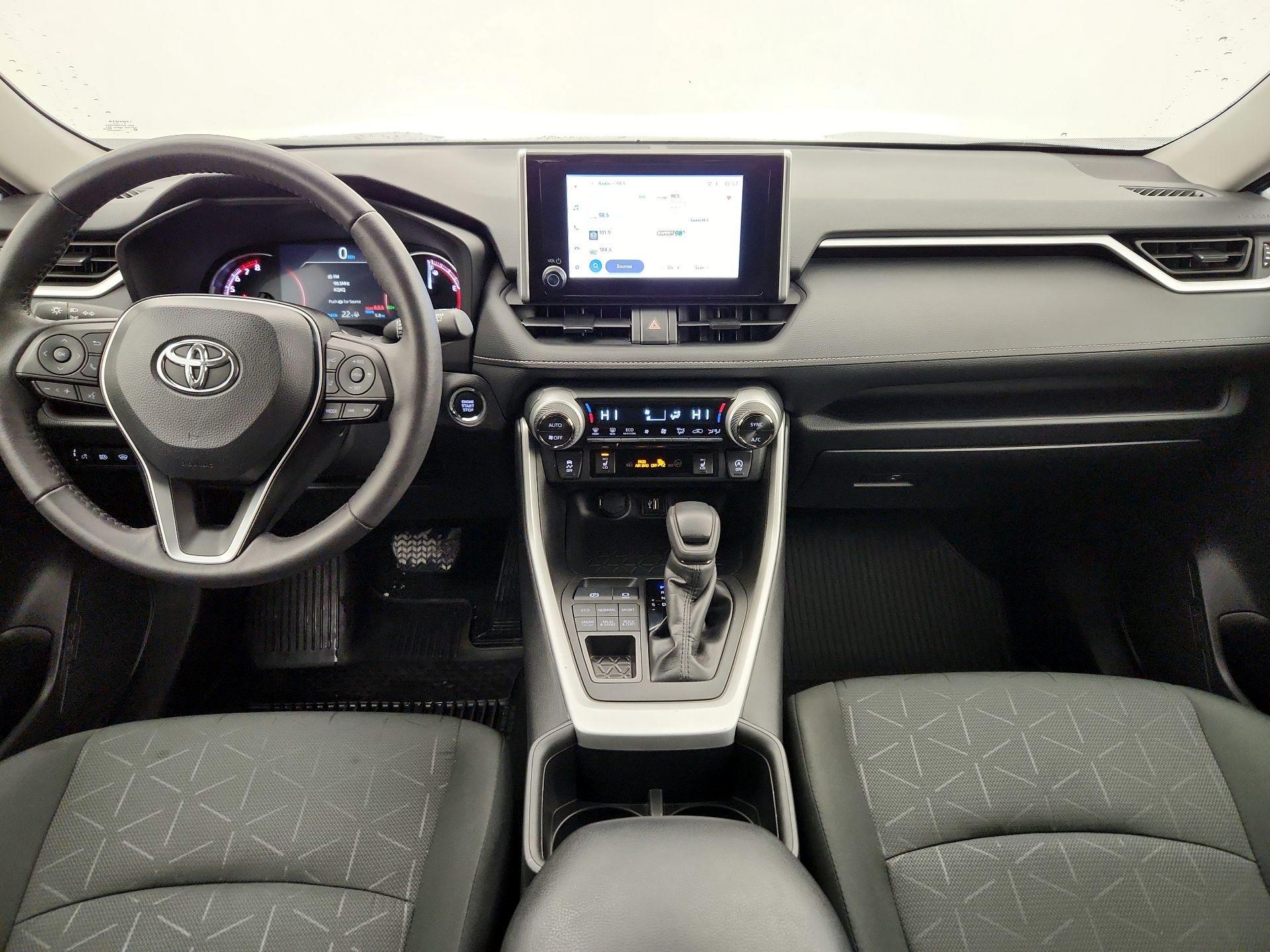 Thumbnail: 2024 Toyota RAV4 - 9