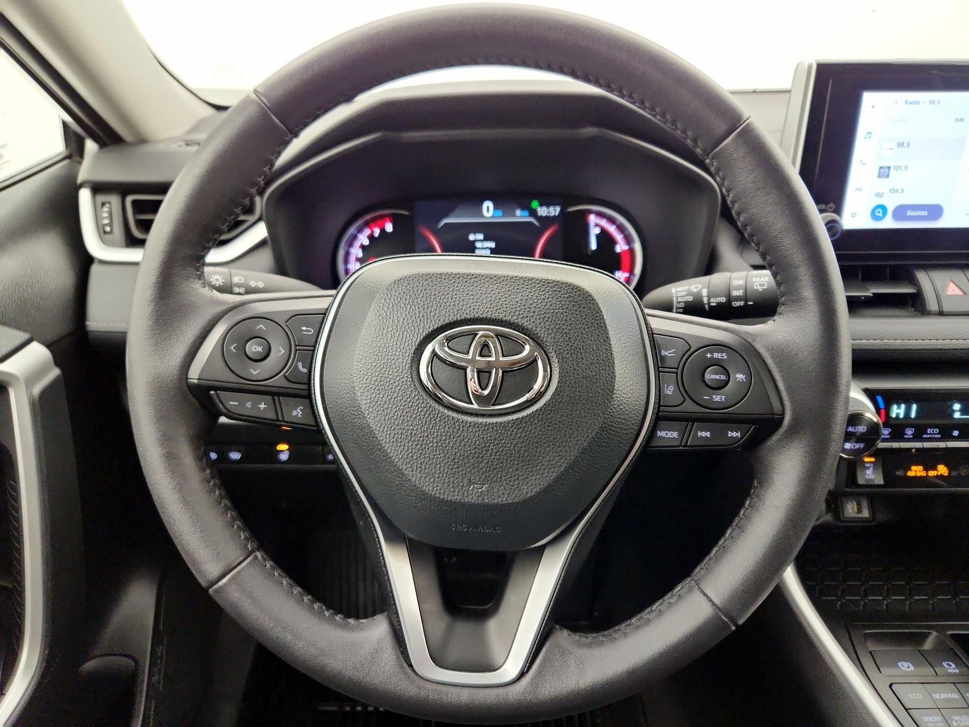 Thumbnail: 2024 Toyota RAV4 - 10