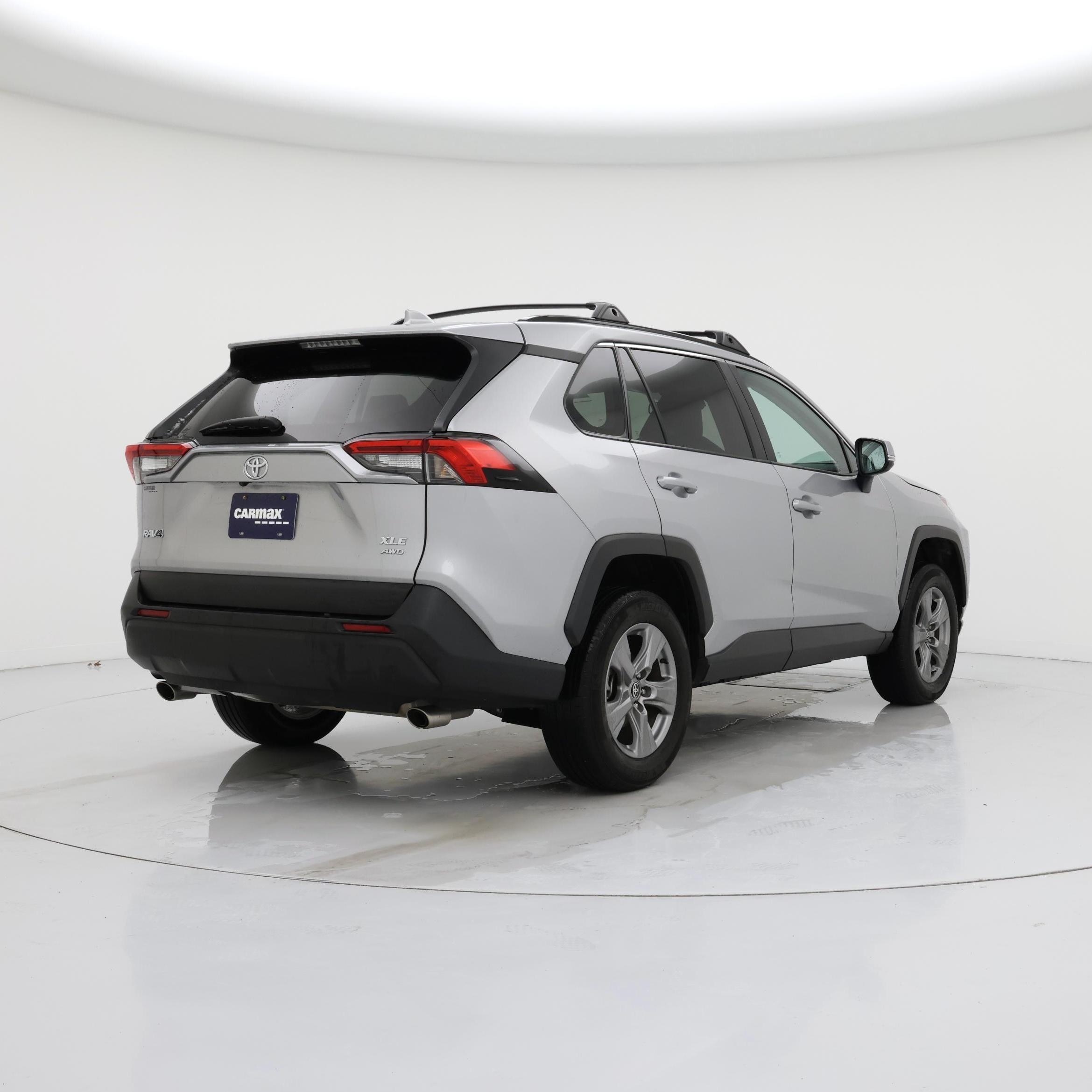 Thumbnail: 2024 Toyota RAV4 - 8