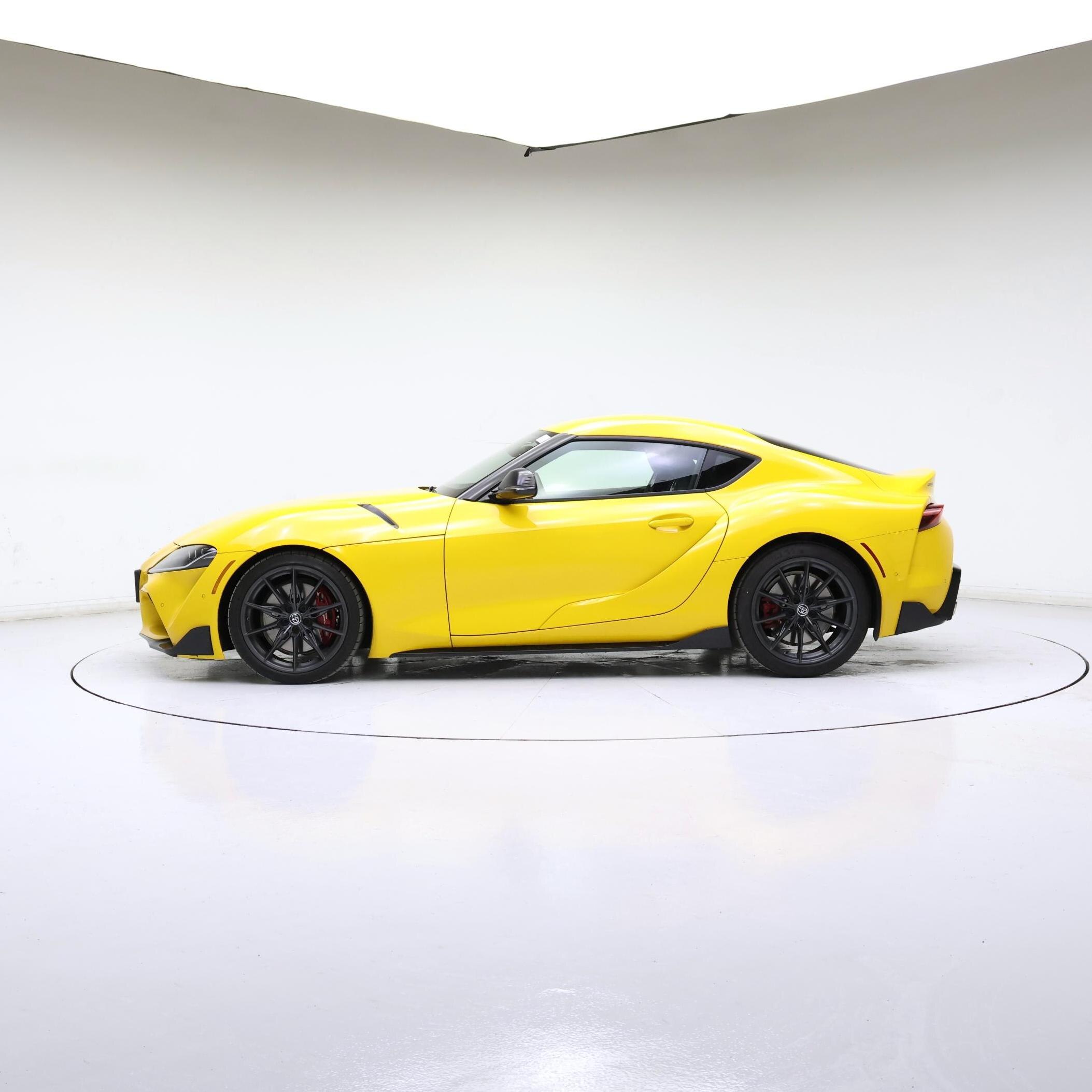 Thumbnail: 2021 Toyota Supra - 3