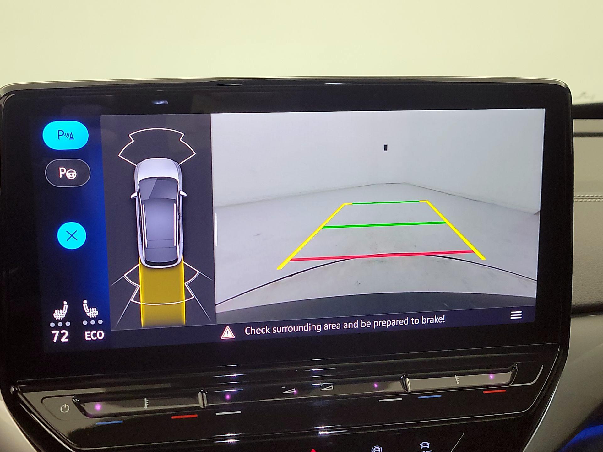 Thumbnail: 2023 Volkswagen ID.4 - 14