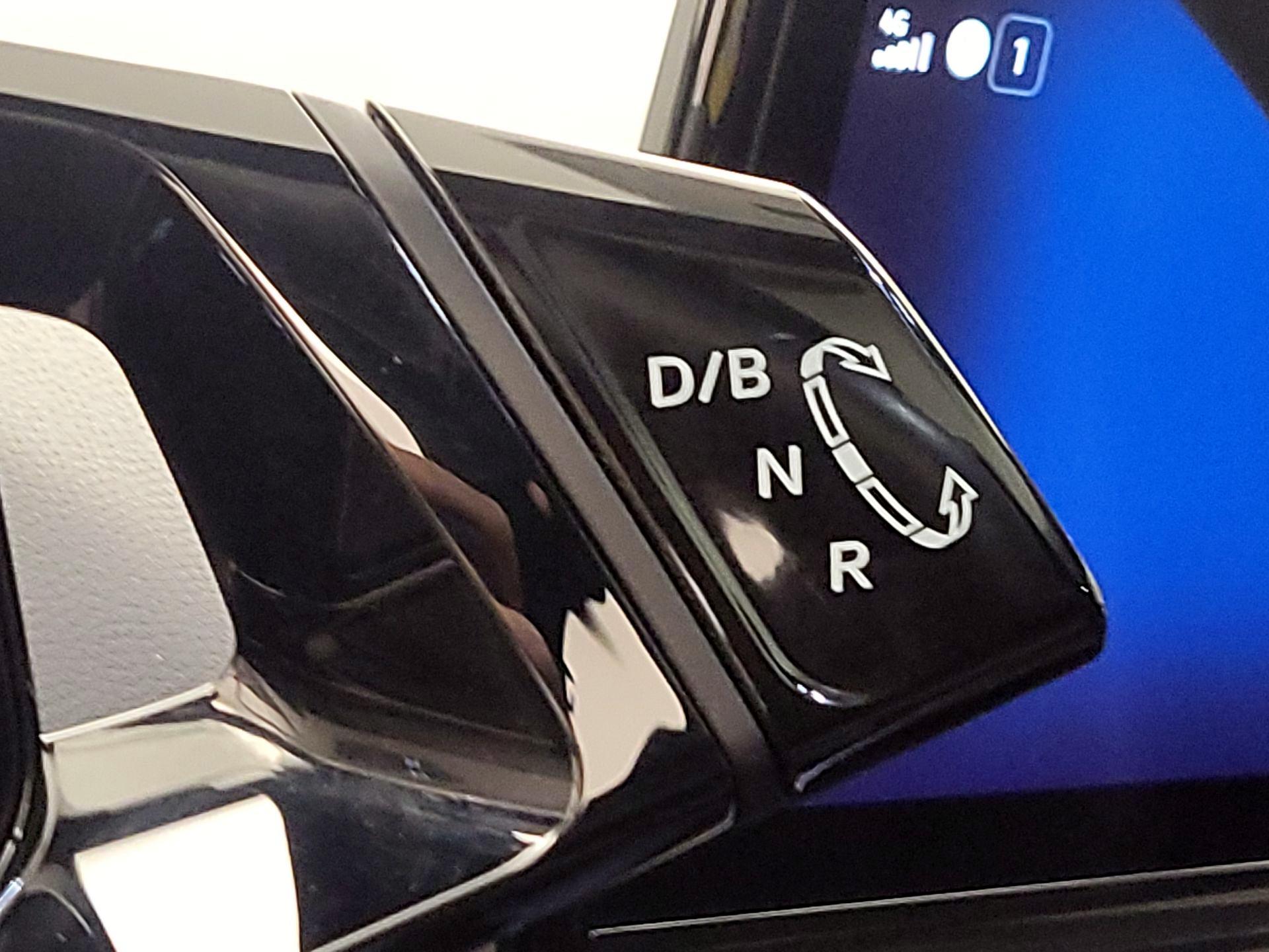 Thumbnail: 2023 Volkswagen ID.4 - 17