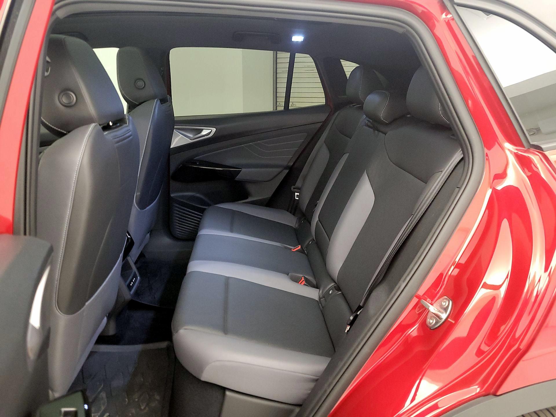 Thumbnail: 2023 Volkswagen ID.4 - 20