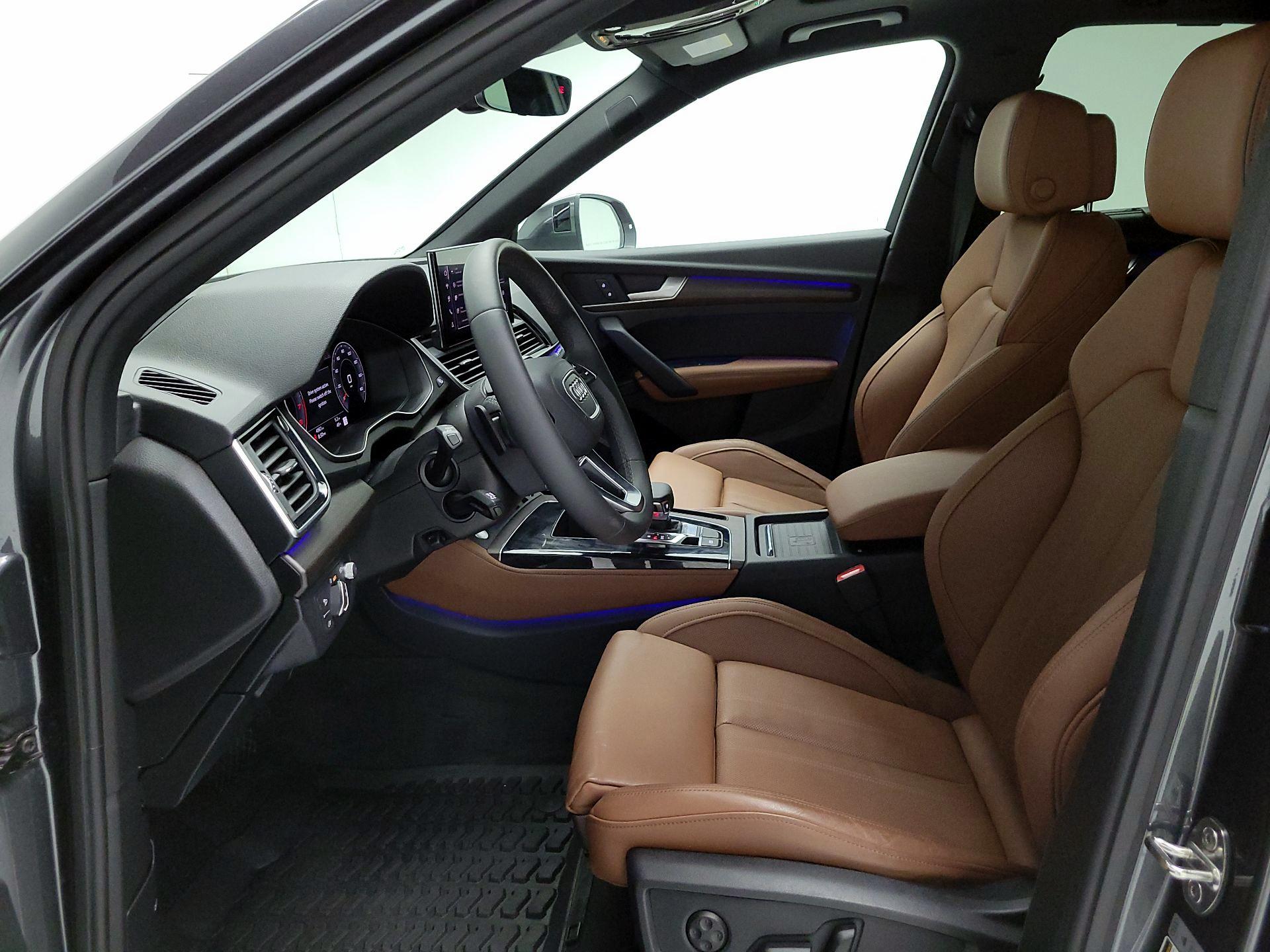 Thumbnail: 2024 Audi Q5 - 11