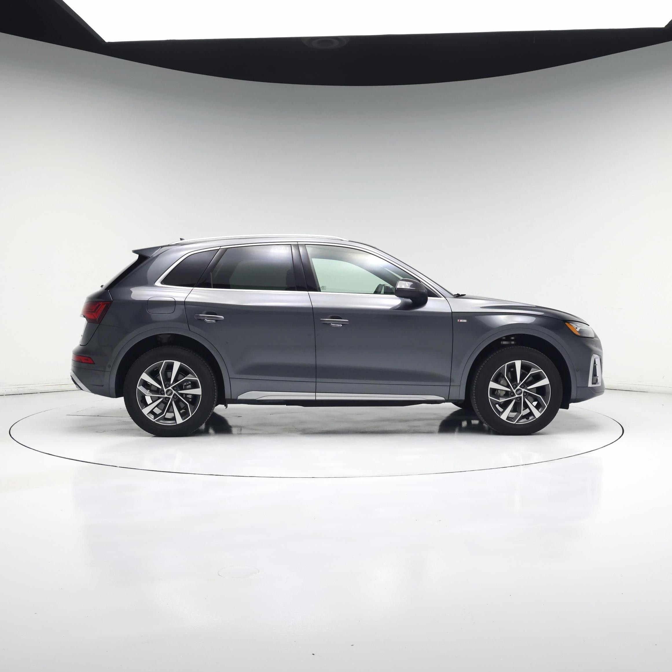 Thumbnail: 2024 Audi Q5 - 7